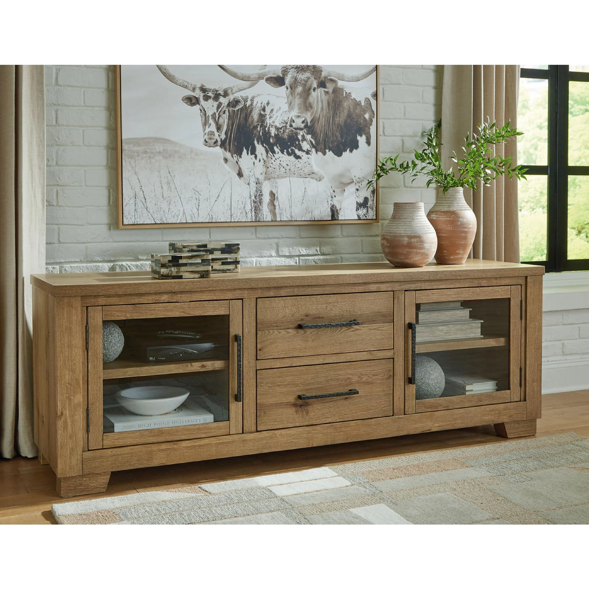 Galliden TV Stand - Image 2