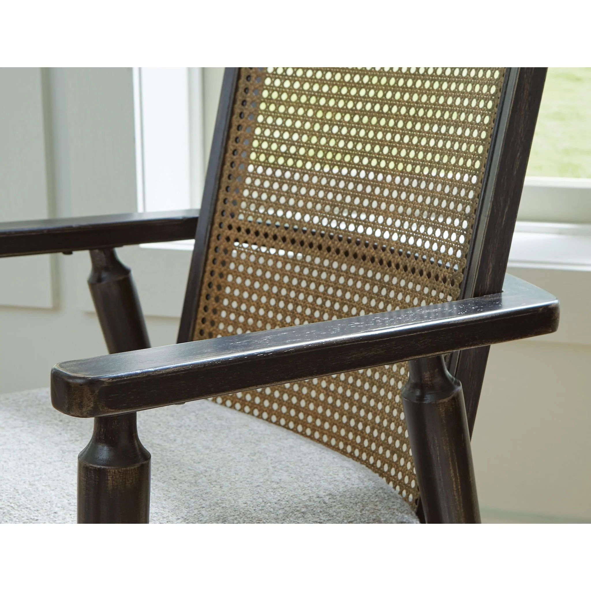 Galliden Dining Set - Image 38
