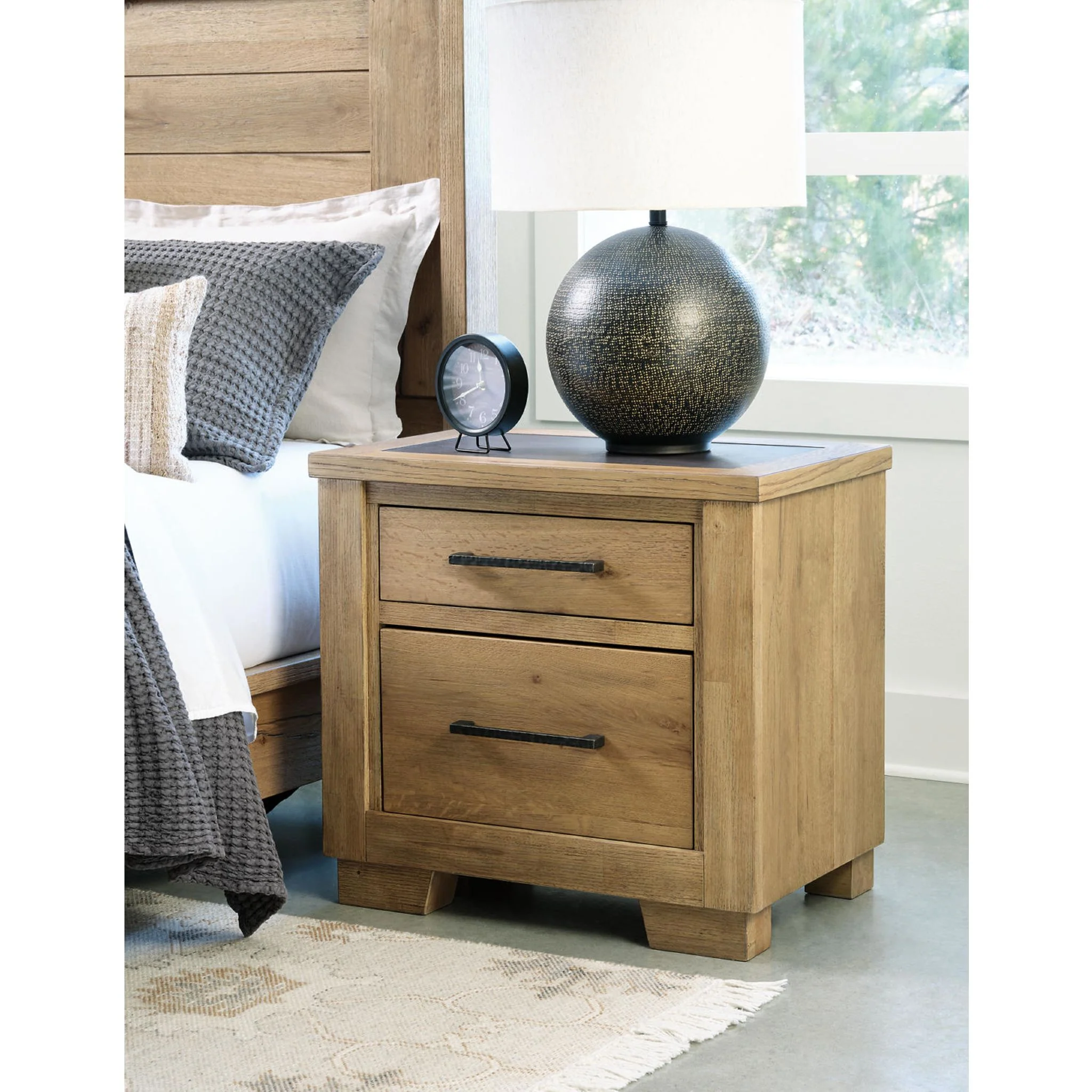 Galliden Nightstand - Image 2