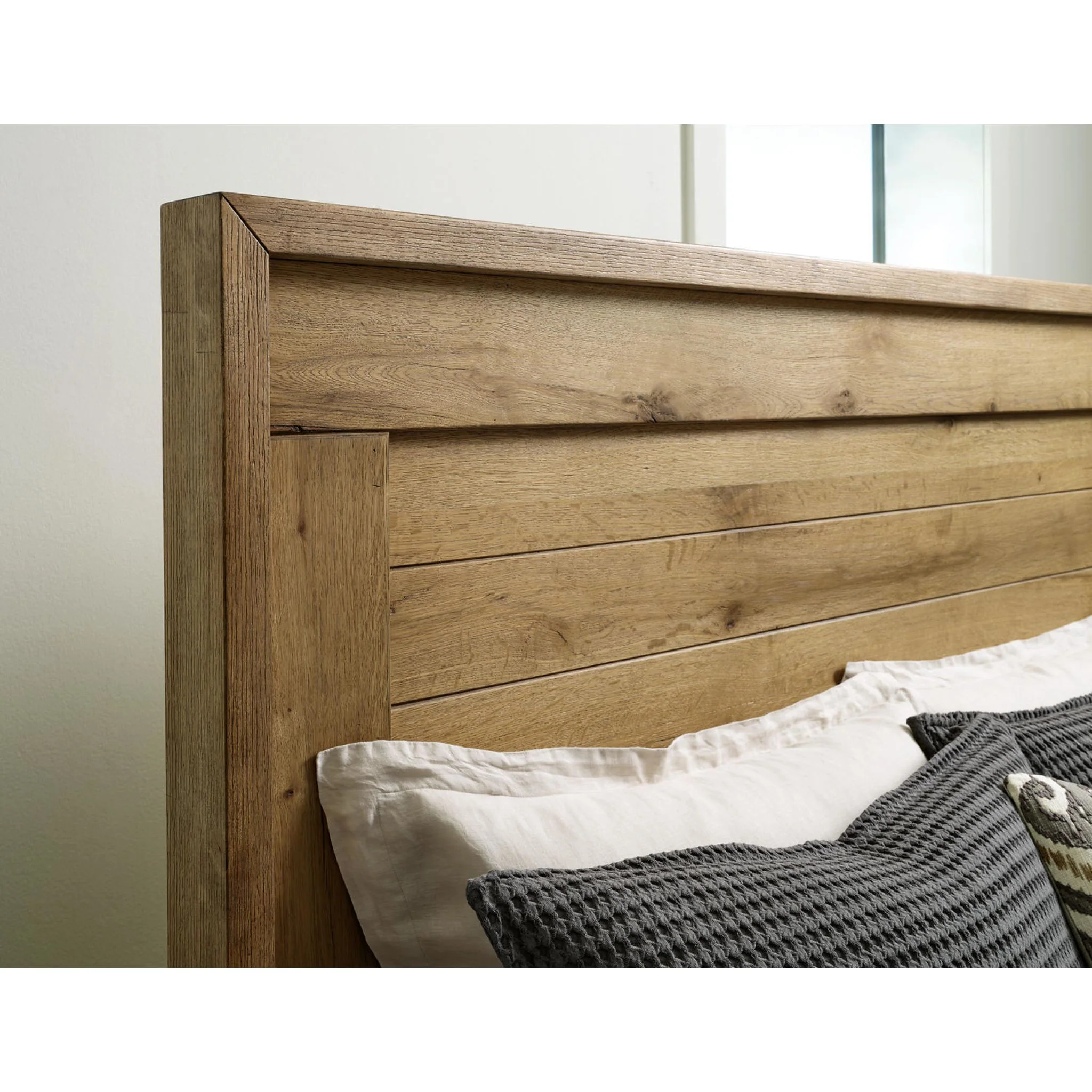 Galliden Panel Bed - Image 20