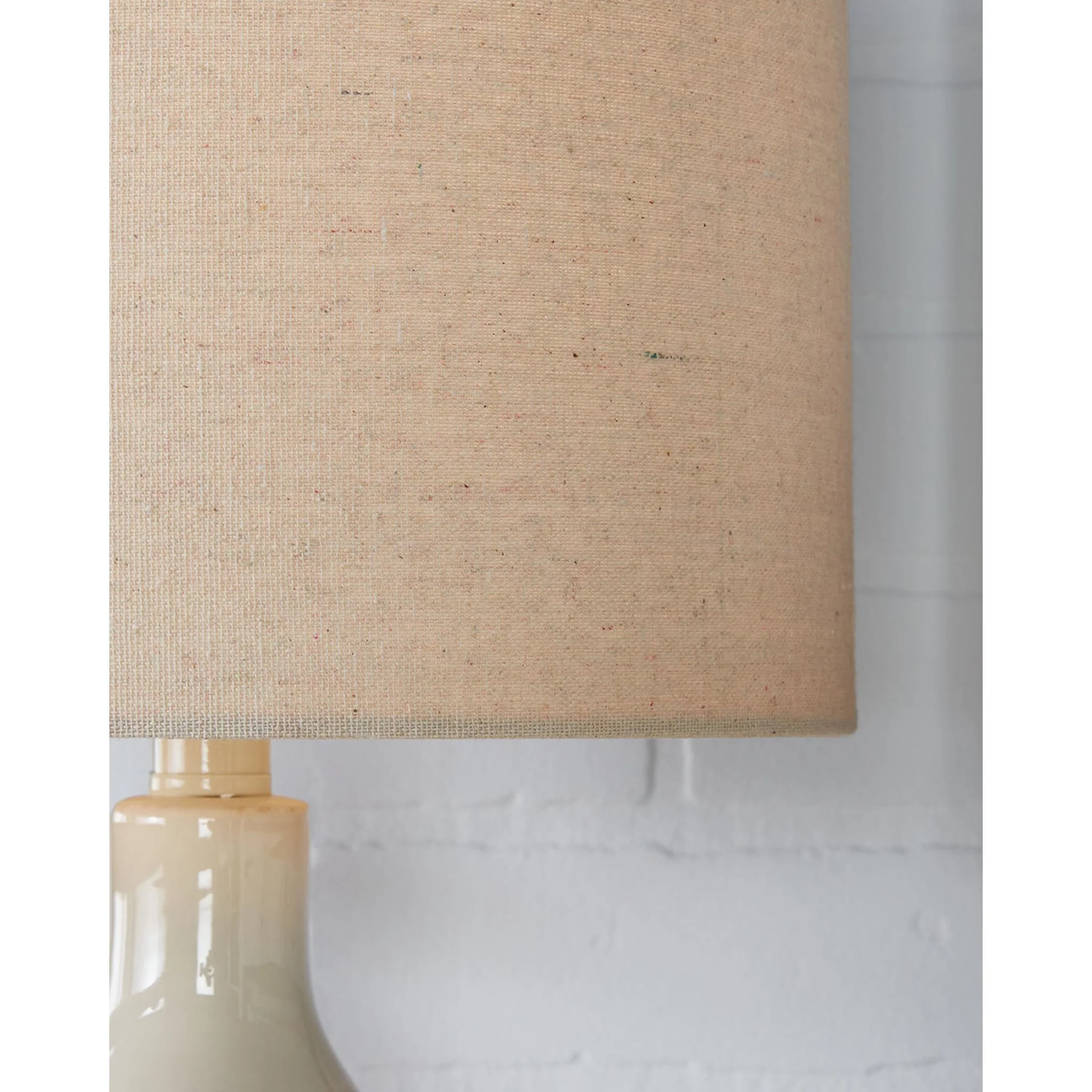 Garinton Table Lamp - Image 9