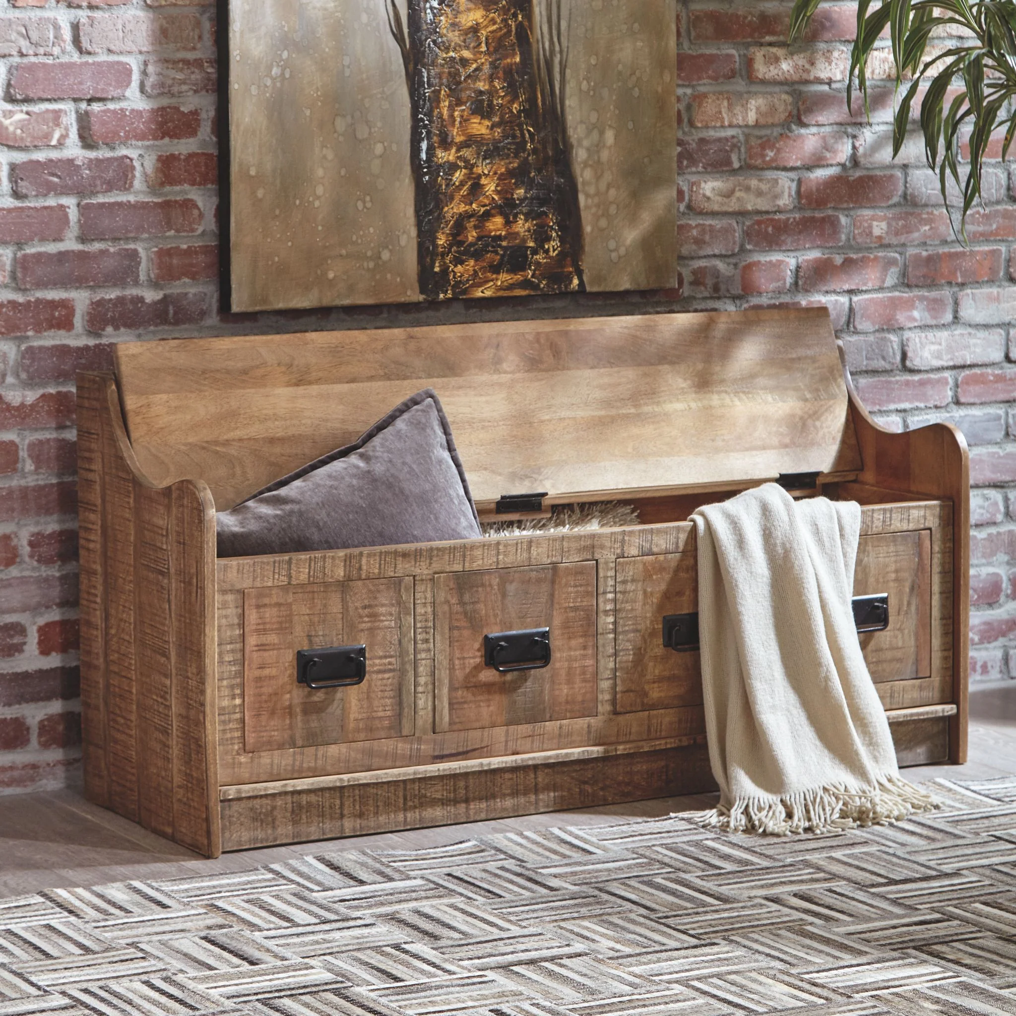 Garrettville Storage Bench - Image 3