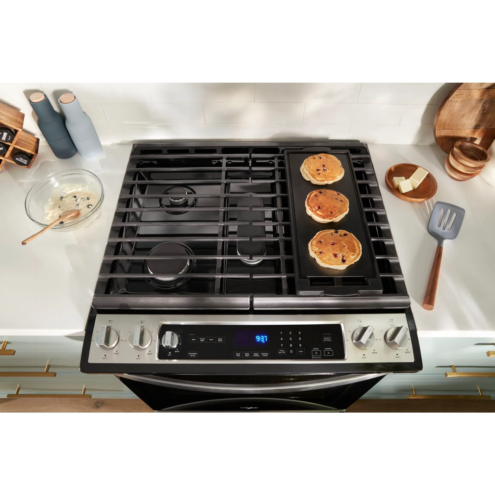 Whirlpool 5.8 cu.. ft.  Gas 7-in-1 Air Fry Oven (WEG745H0LZ) - Image 8
