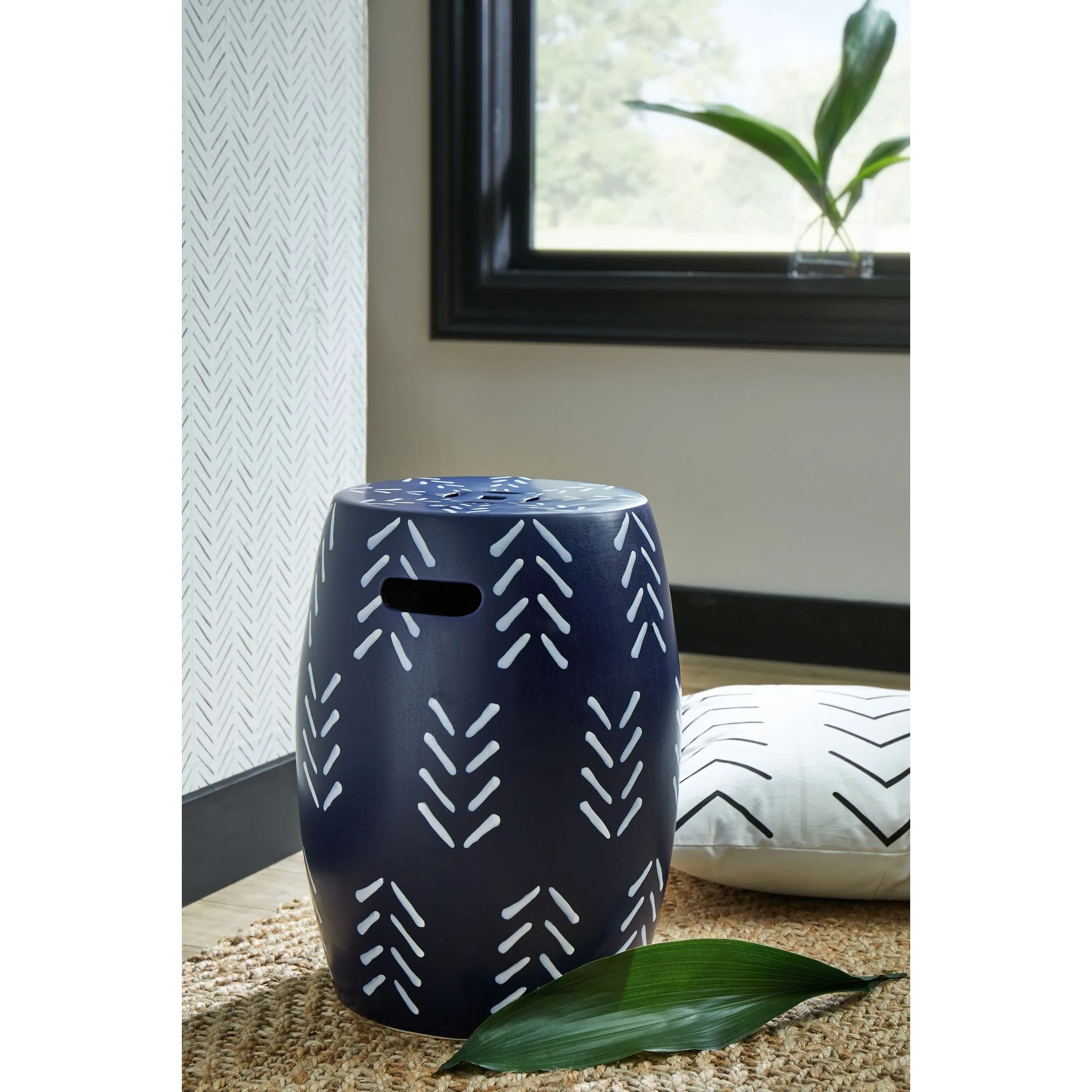 Genemore Stool - Image 2