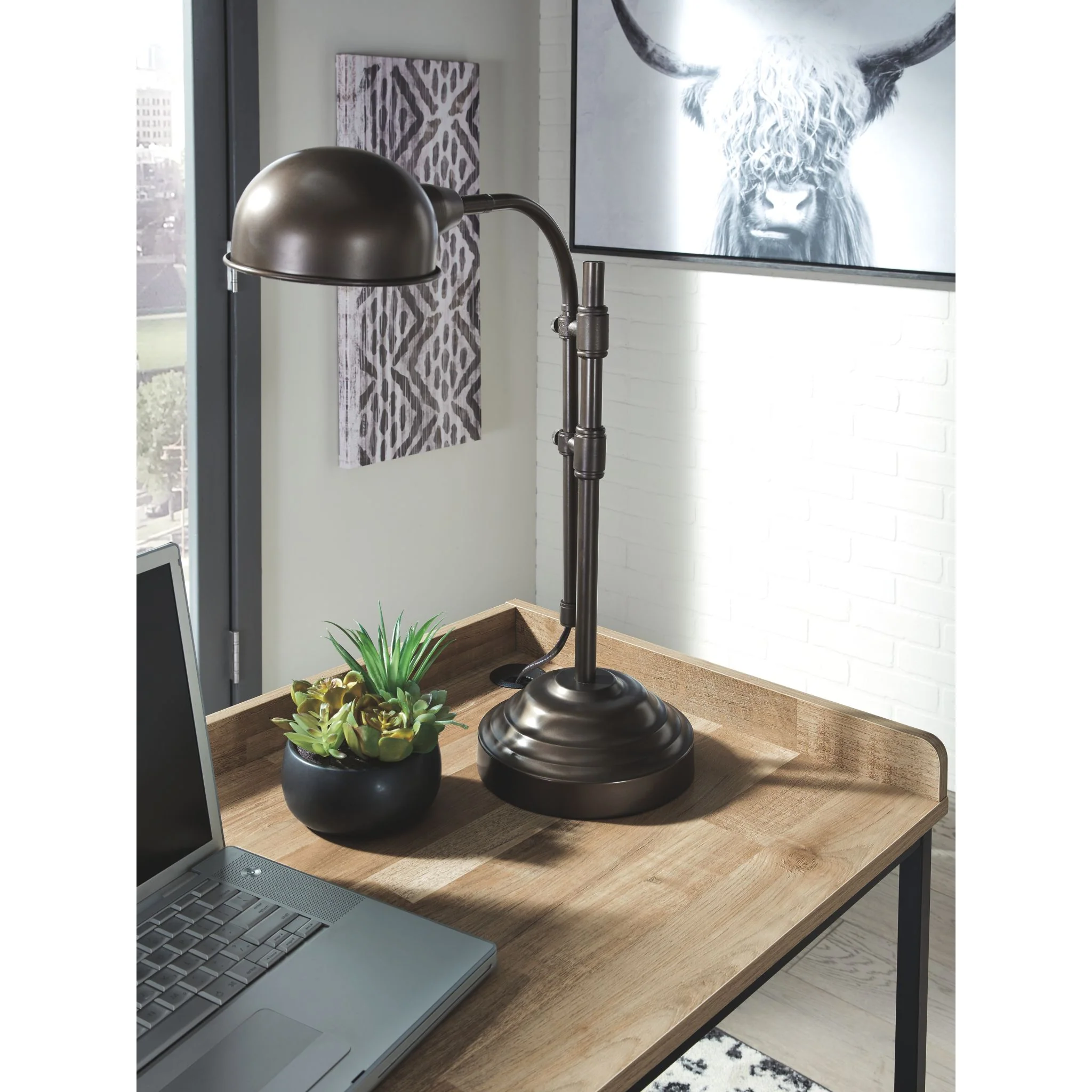 Gerdanet Desk - Image 9