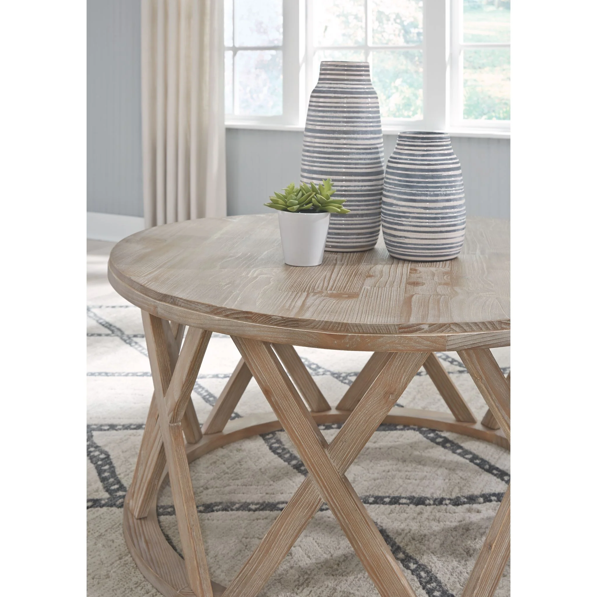 Glasslore Round Cocktail Table - Image 4