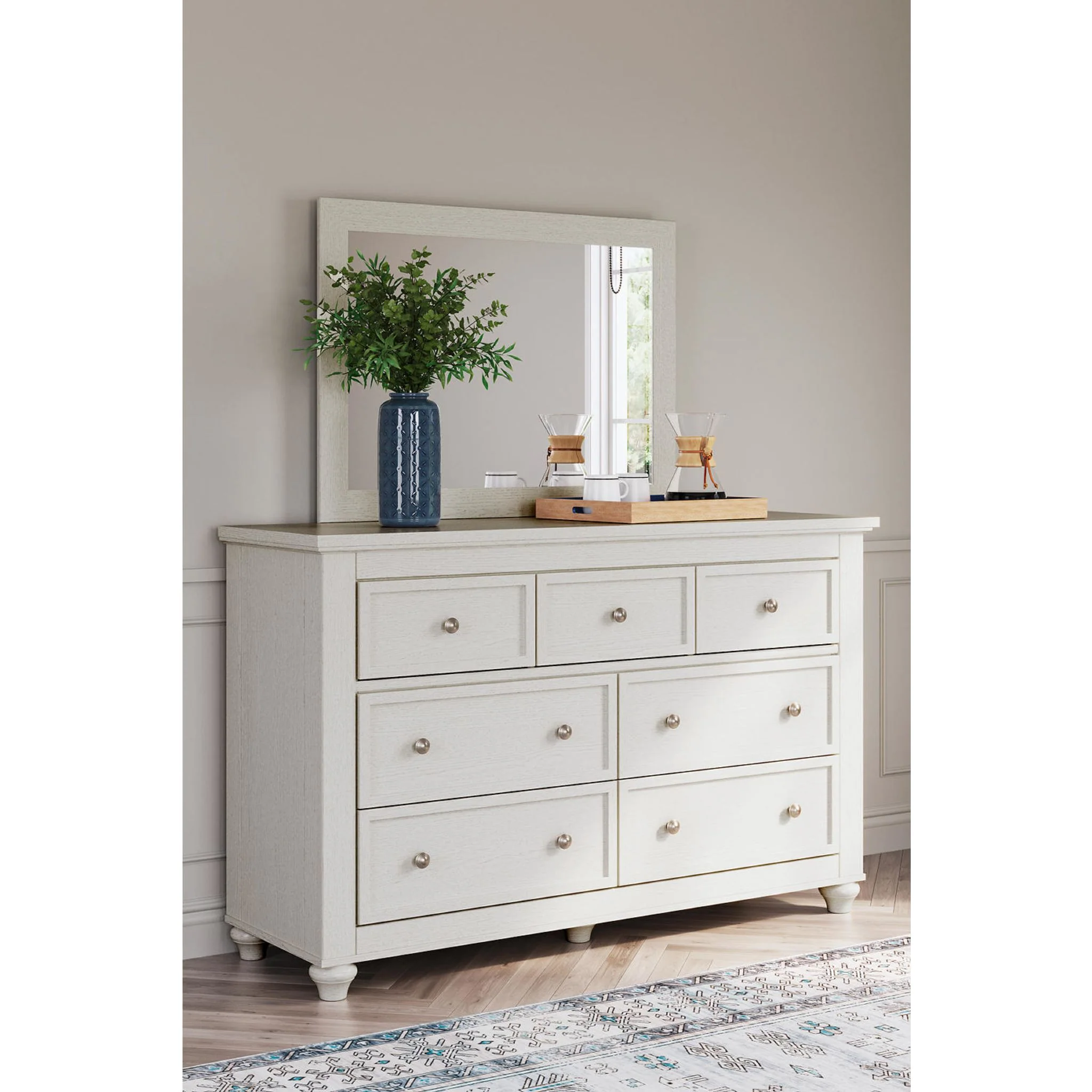 Grantoni 5 Piece Panel Bedroom - Image 6