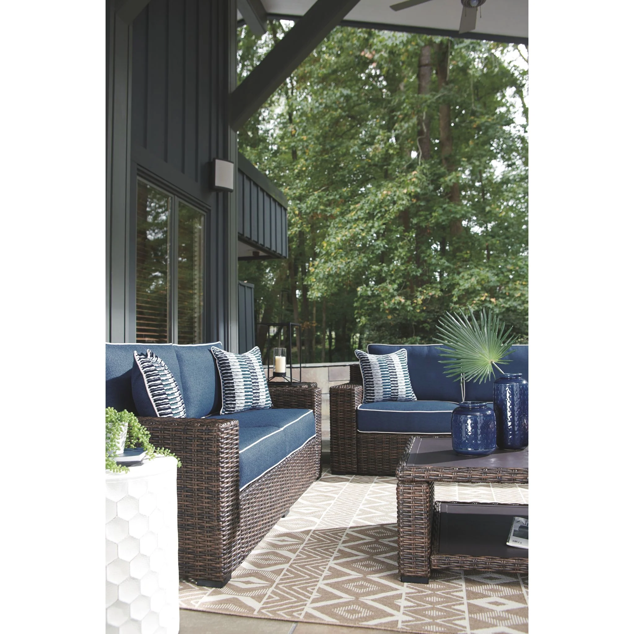 Grasson Lane 3 Piece Outdoor Seating - Image 10