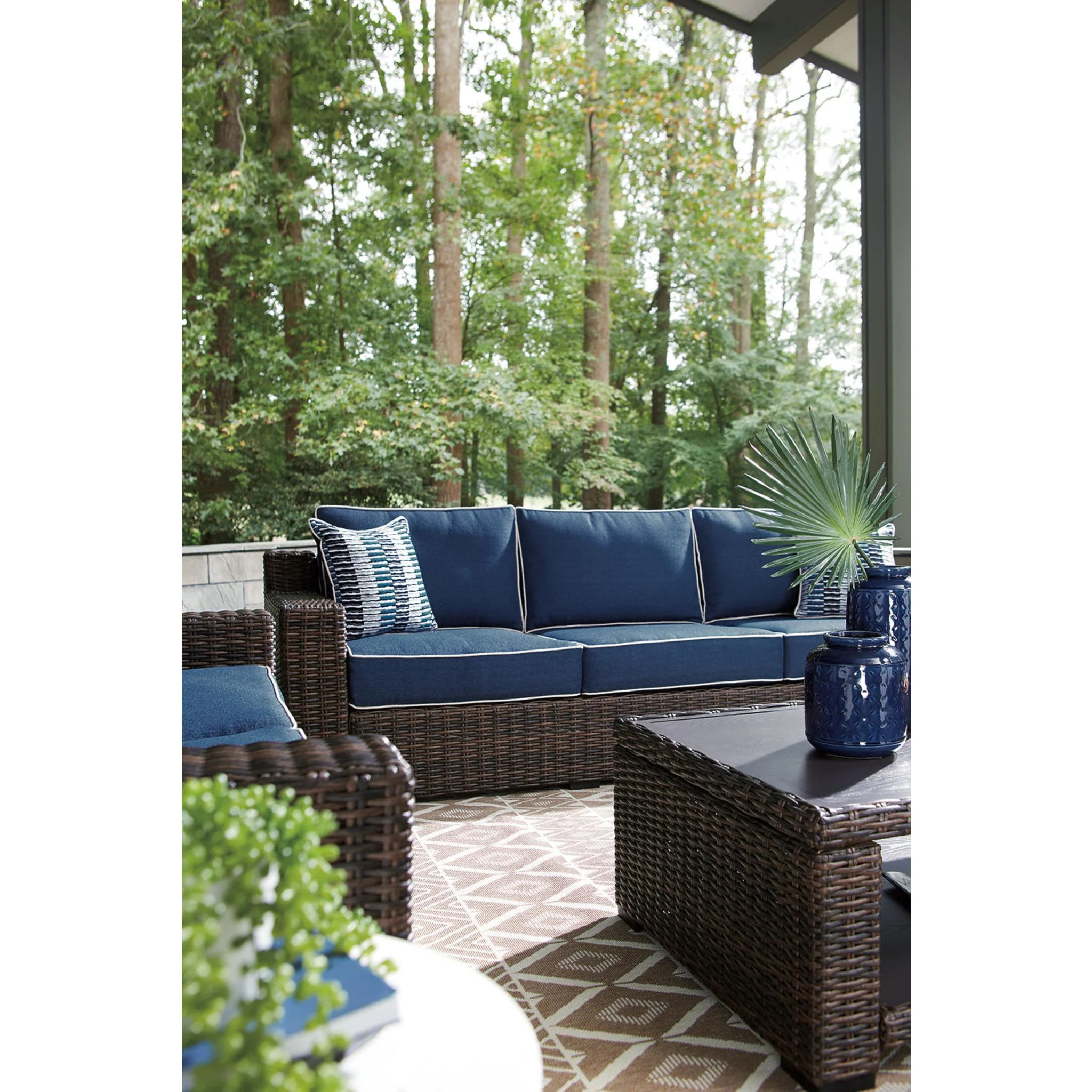 Grasson Lane Outdoor Sofa with Cushion - Image 9