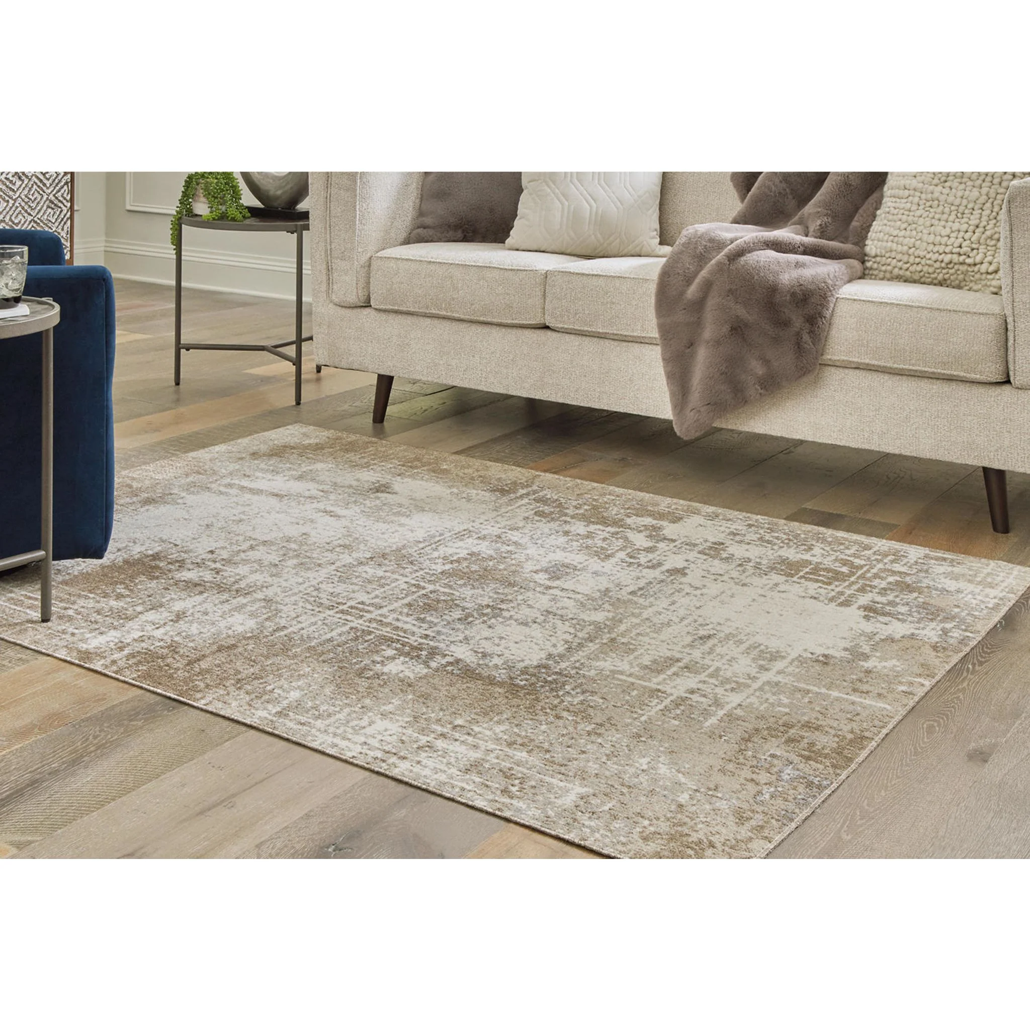 Grifflain Area Rug - Image 4