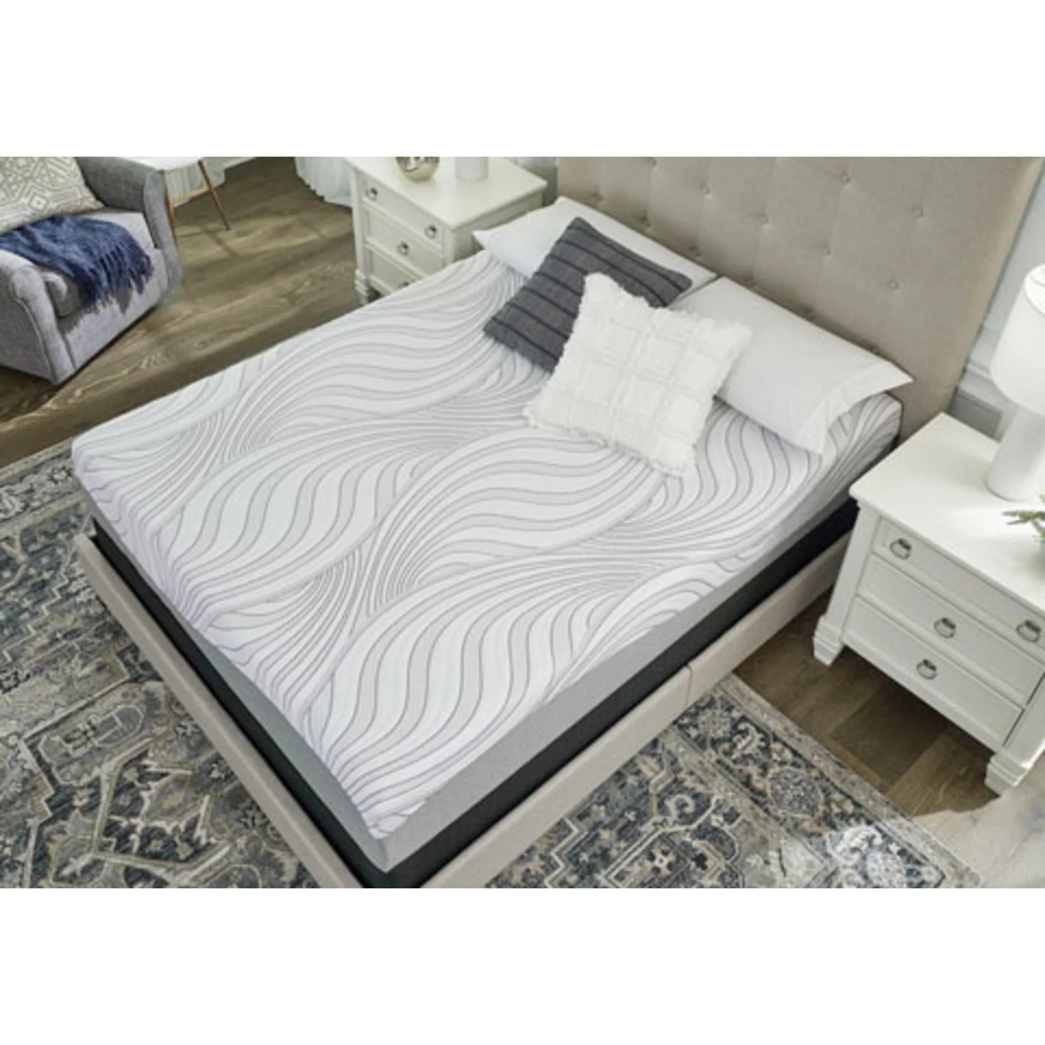 Ashley Sleep Essentials 12 Inch Memory Foam Mattress - Image 3