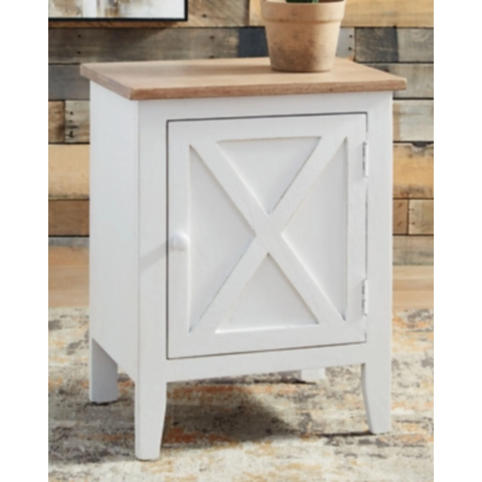 Gylesburg Accent Cabinet - Image 2