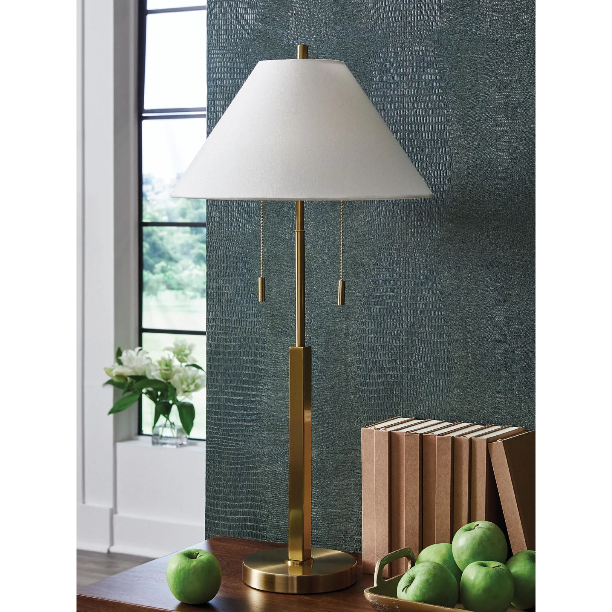 Haigwood Table Lamp - Image 3