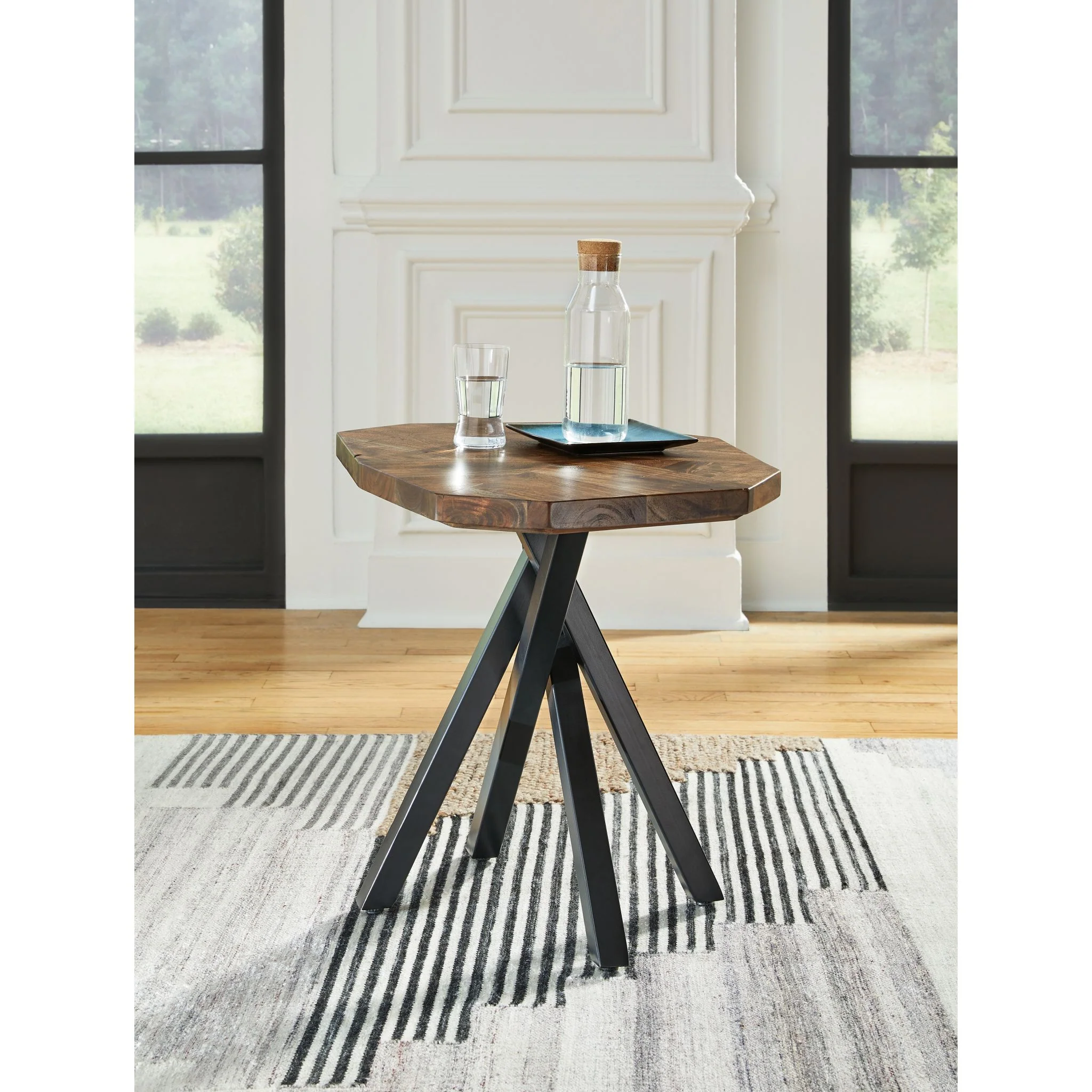 Haileeton Round End Table - Image 2
