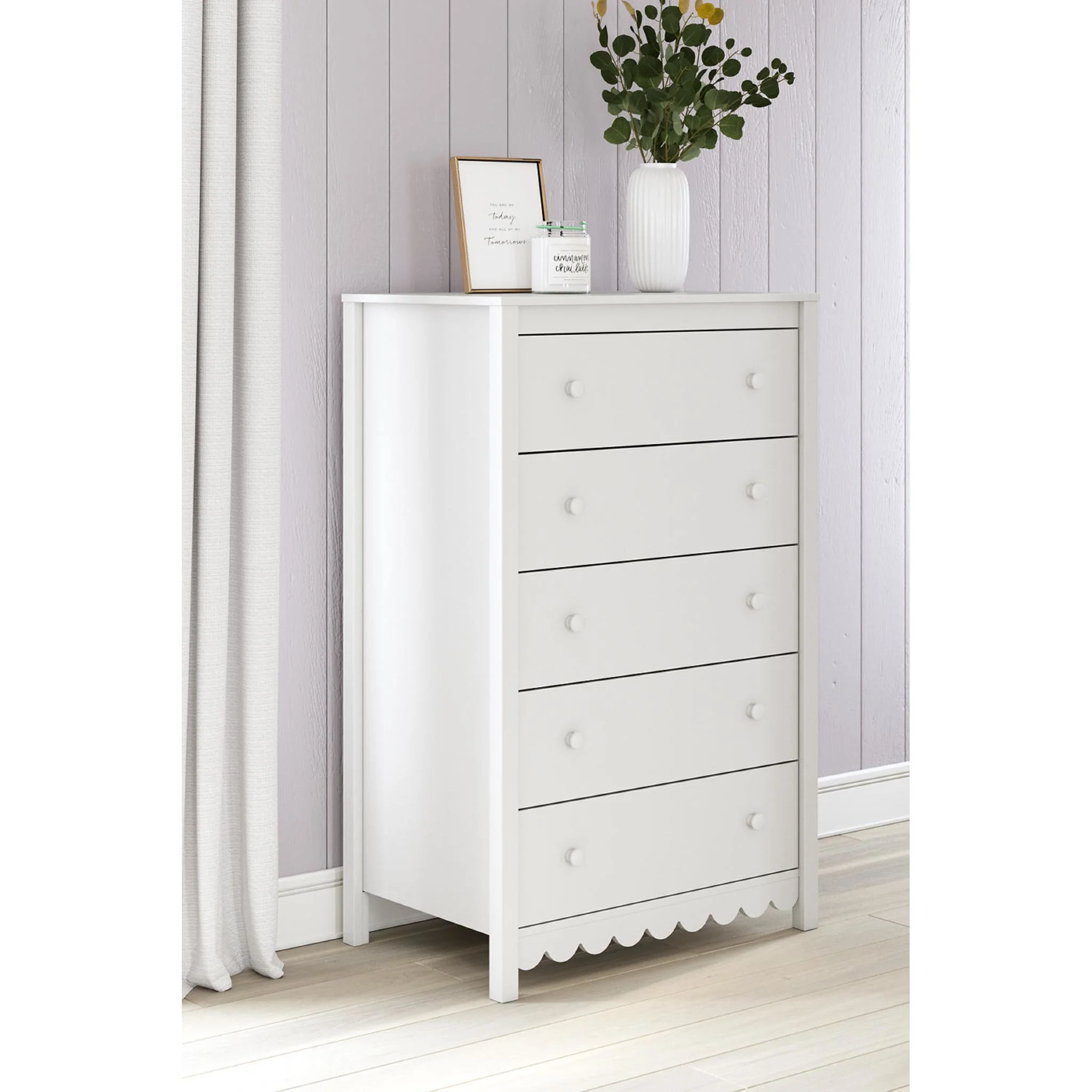 Hallityn Chest - Image 2