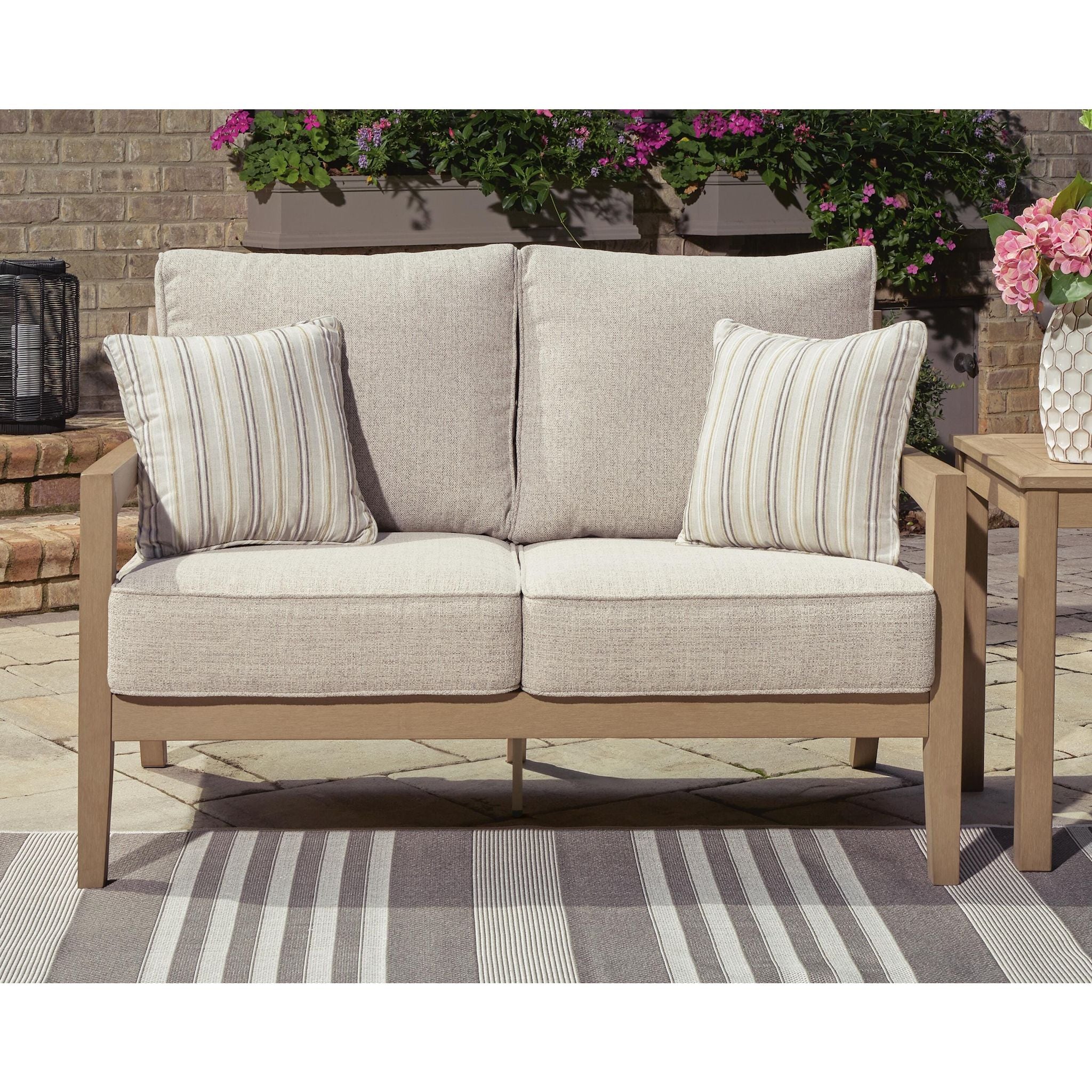 Hallow Creek 3 Piece Outdoor Seating - Image 14