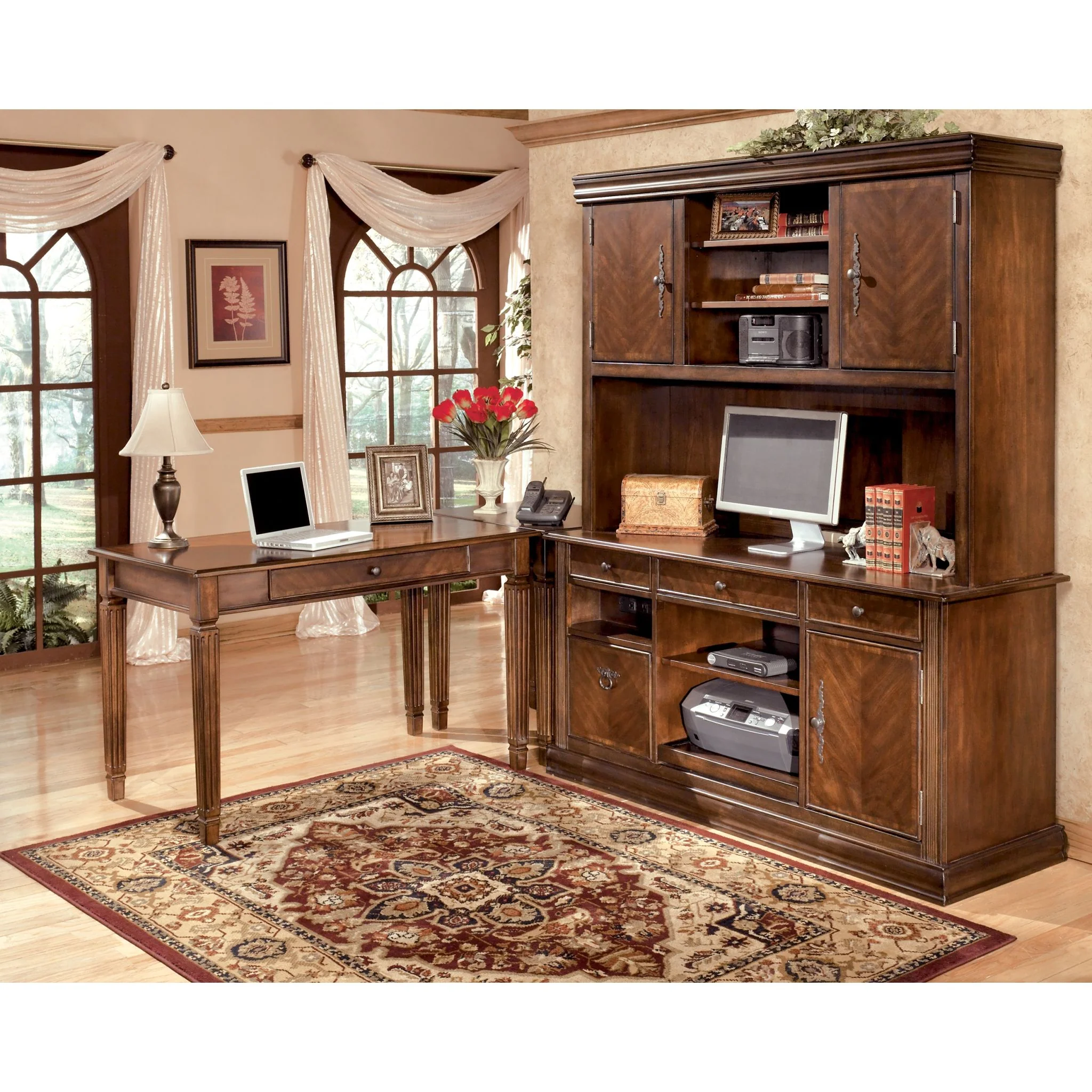 Hamlyn Small Leg Desk - Image 5