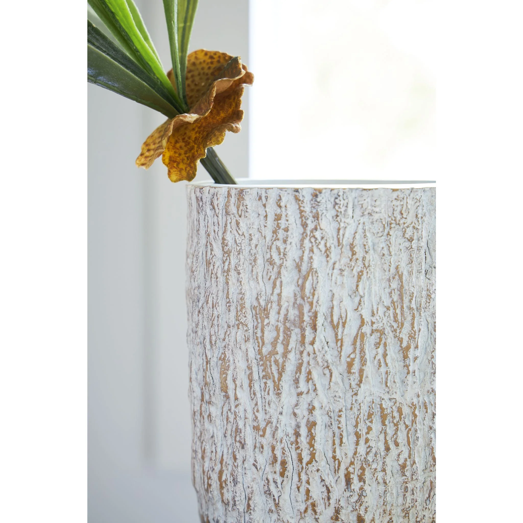 Hannalee Vase - Image 4