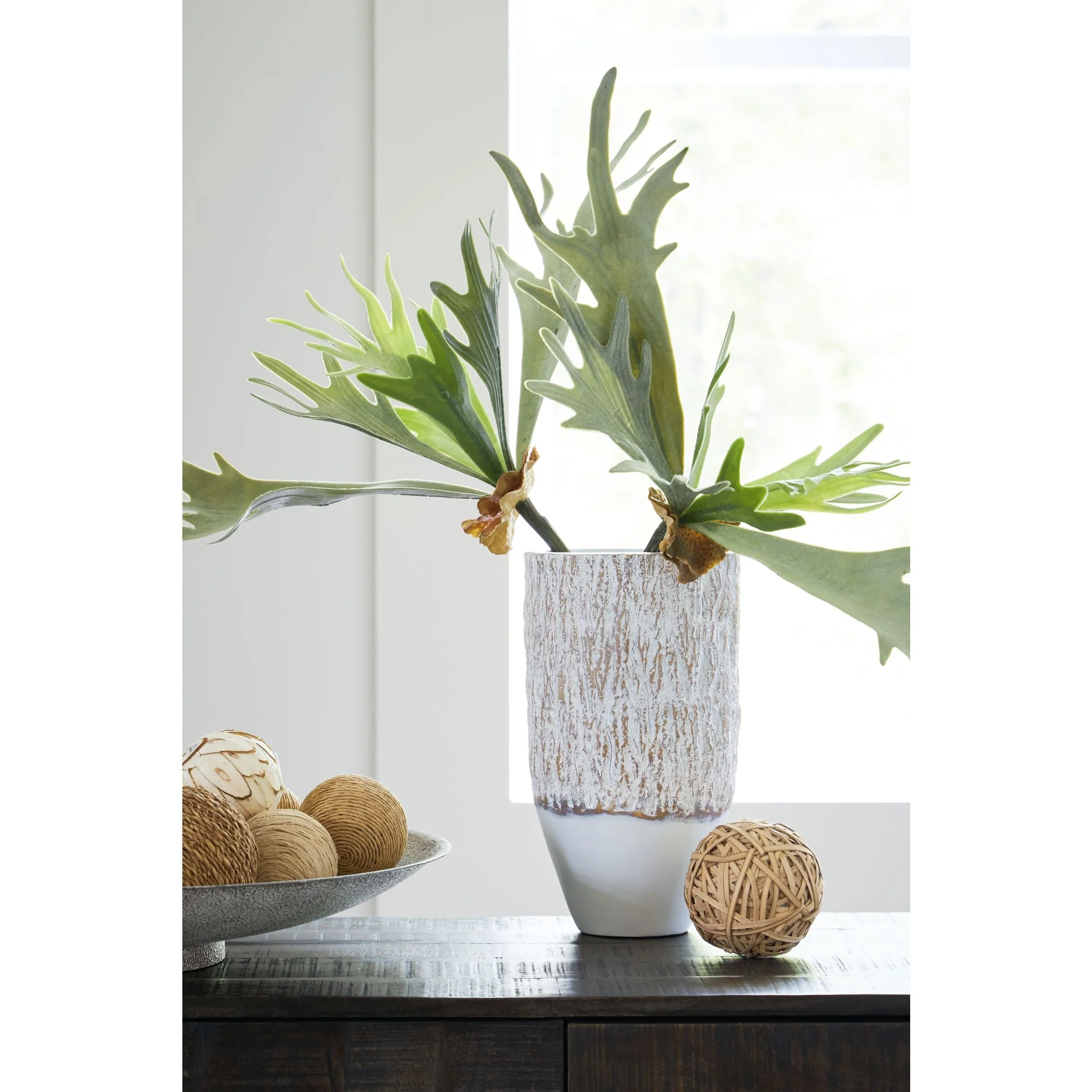 Hannalee Vase - Image 2
