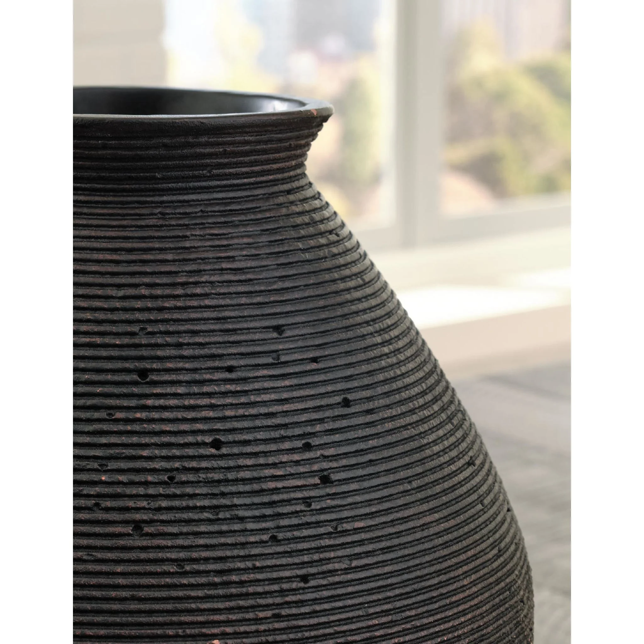 Hannela Vase - Image 10