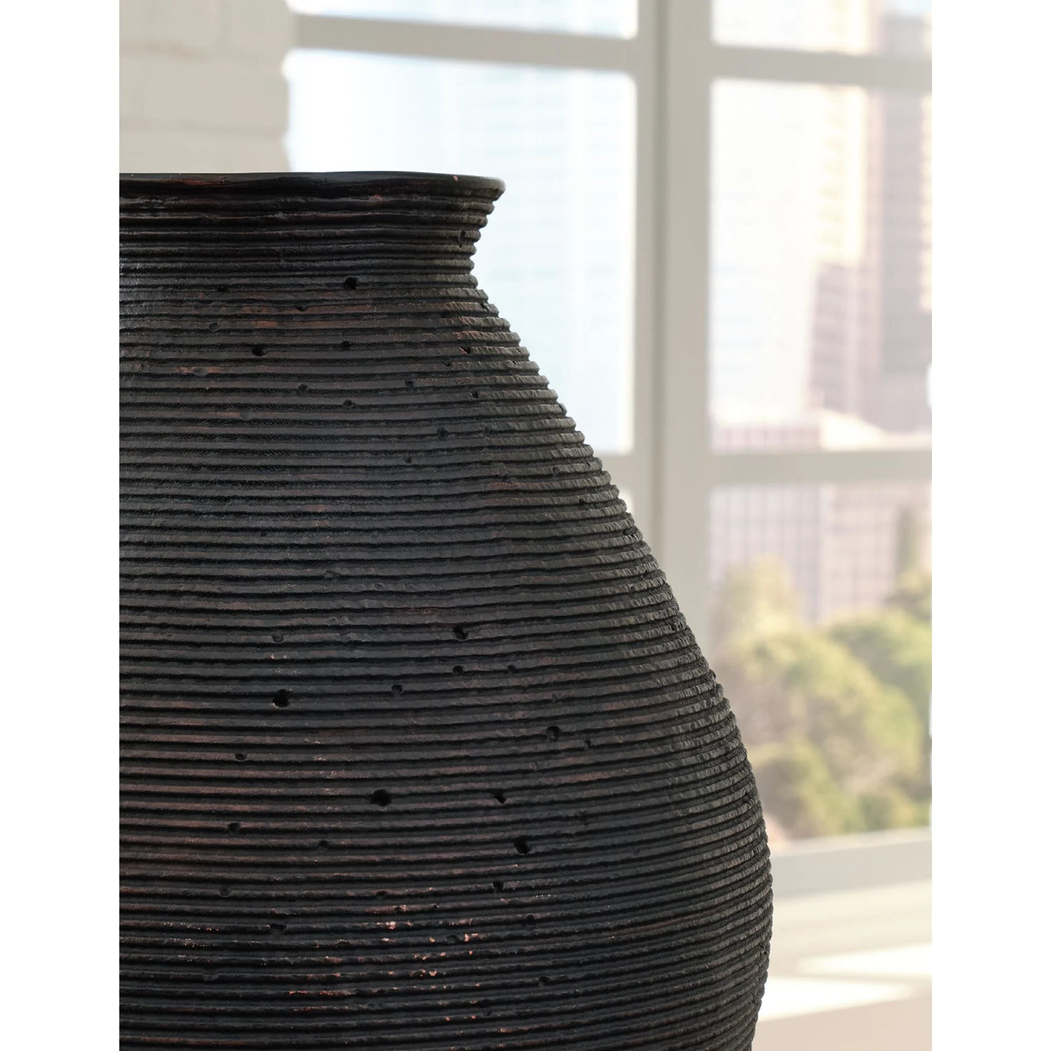 Hannela Vase - Image 5