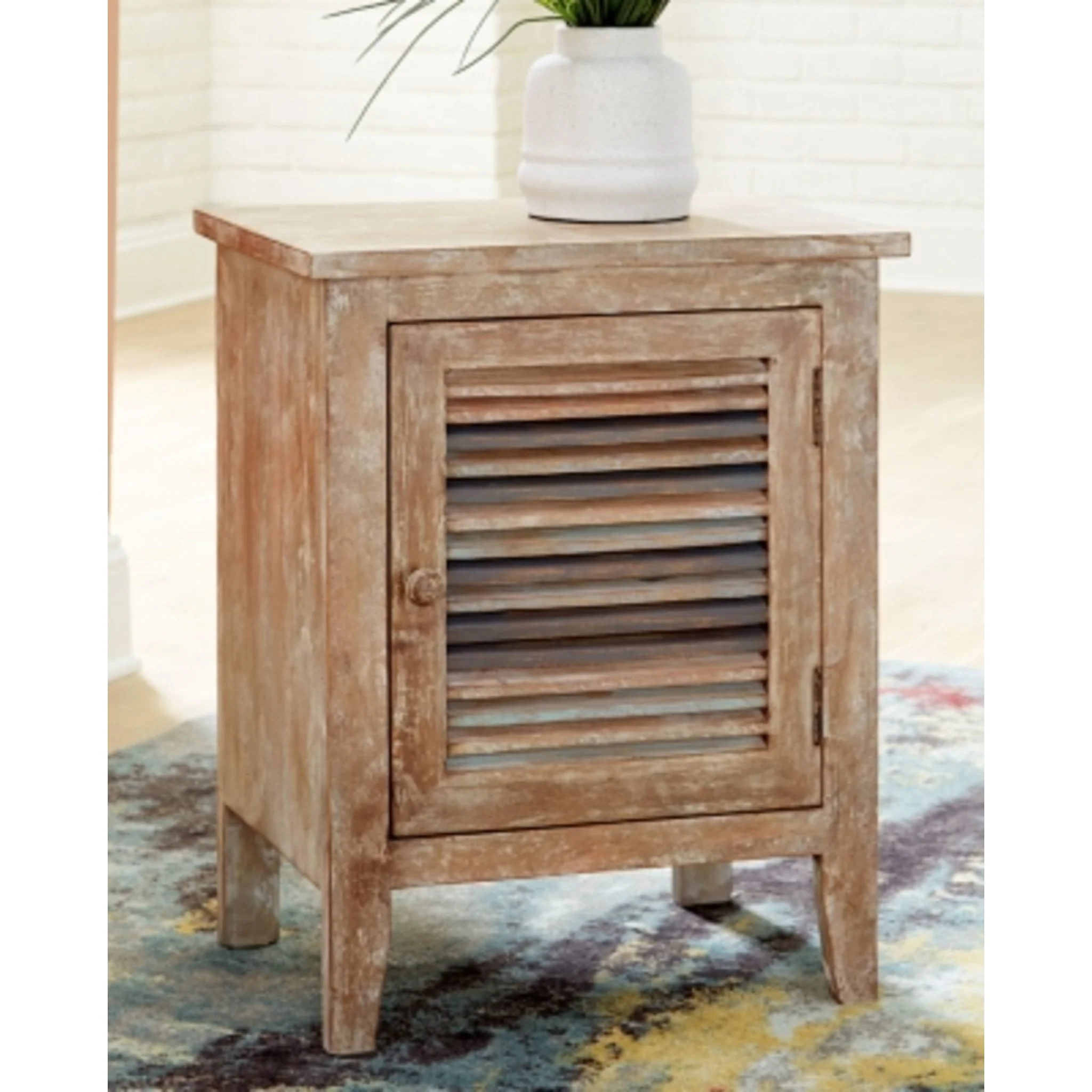 Hannesboro Accent Cabinet - Image 7