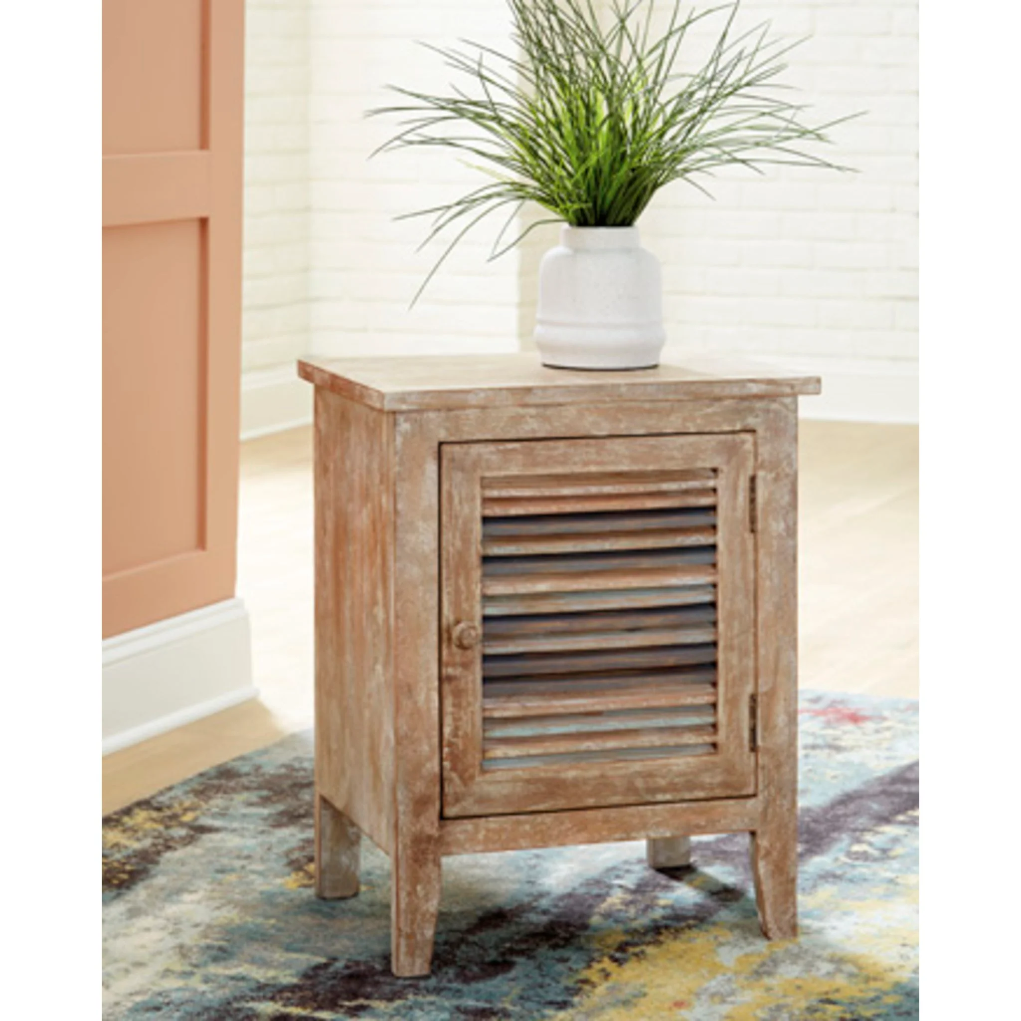 Hannesboro Accent Cabinet - Image 8