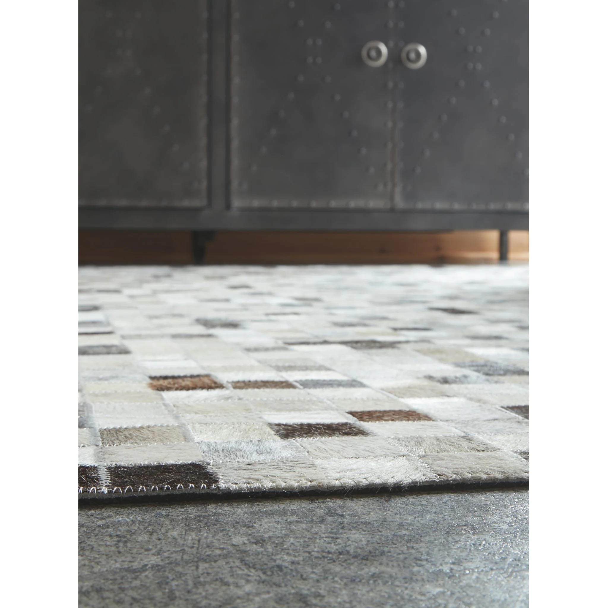 Harish Area Rug - Image 3