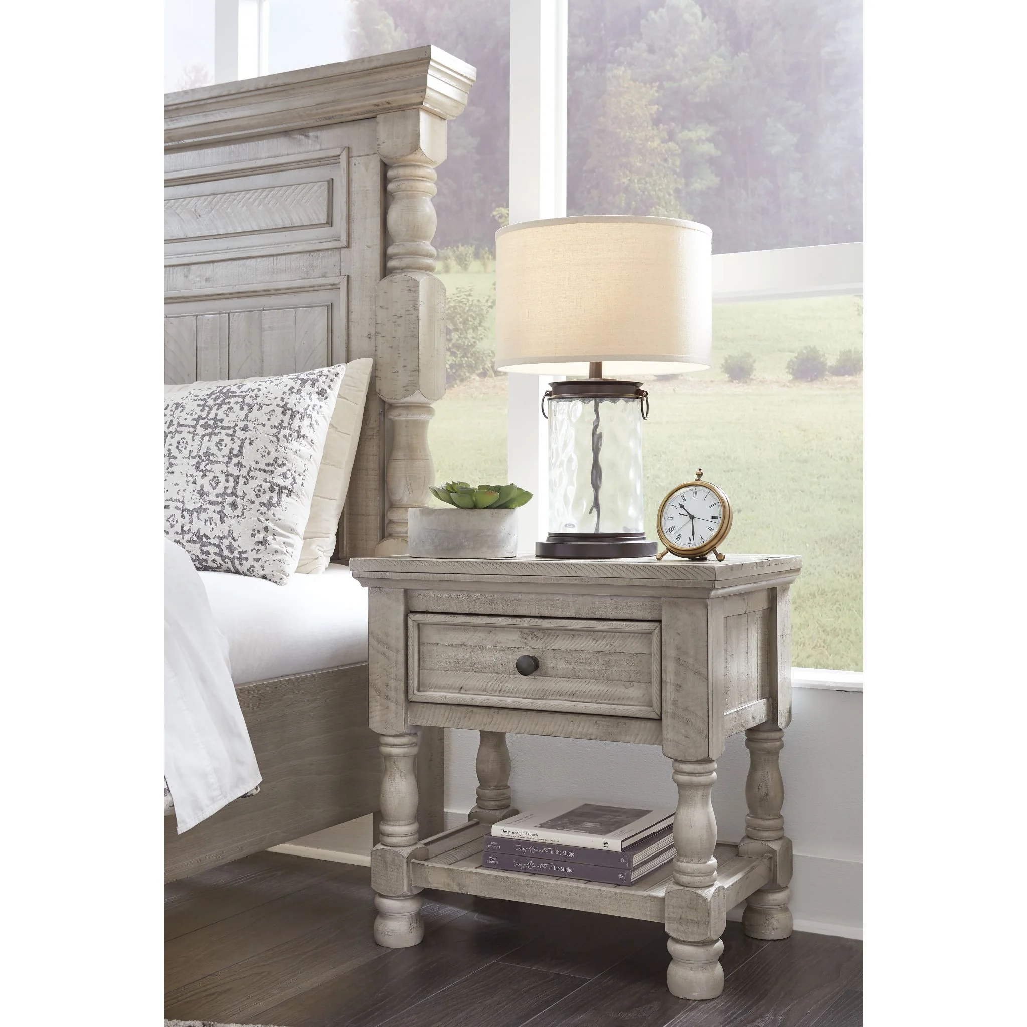 Harrastone-Exclusive One Drawer Nightstand - Image 2