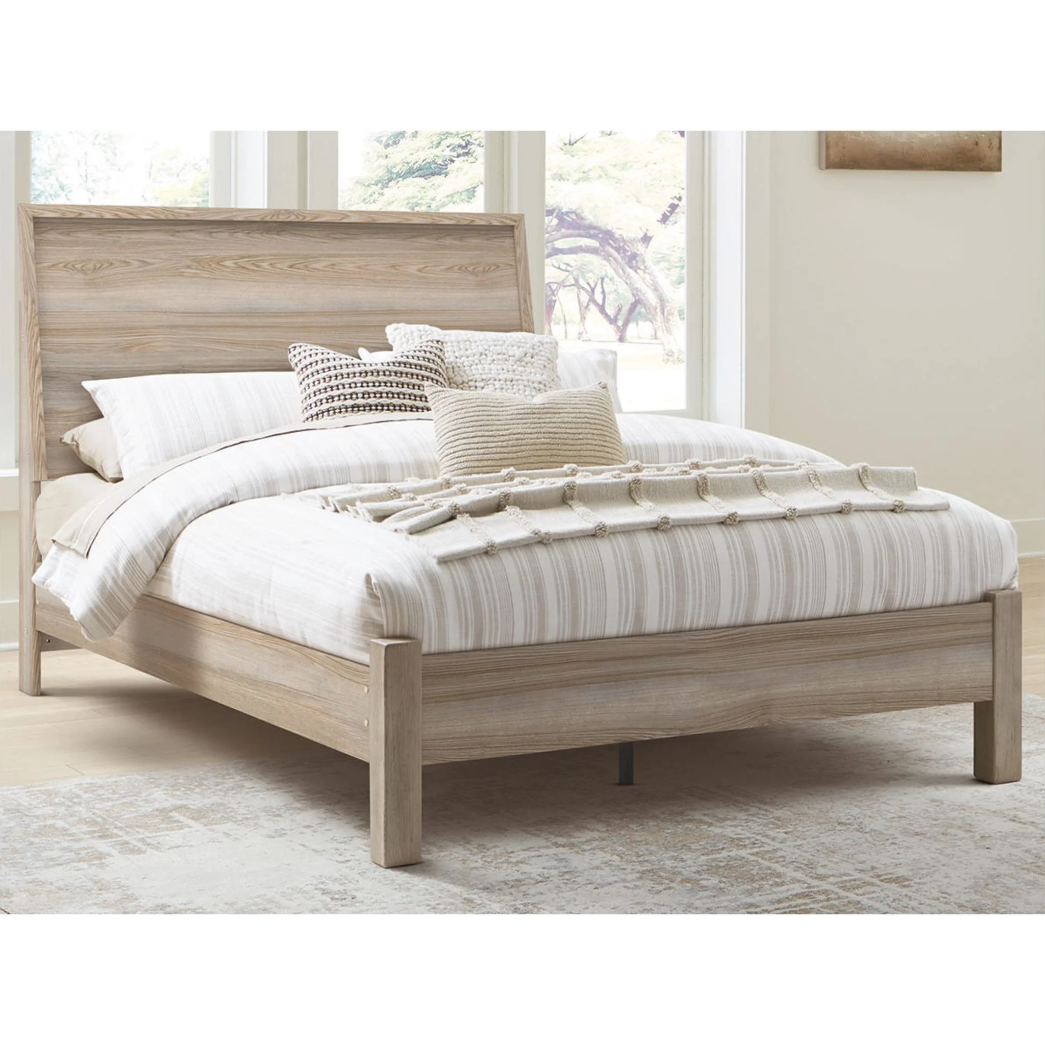 Hasbrick 5 Piece Queen Panel Bedroom - Image 6