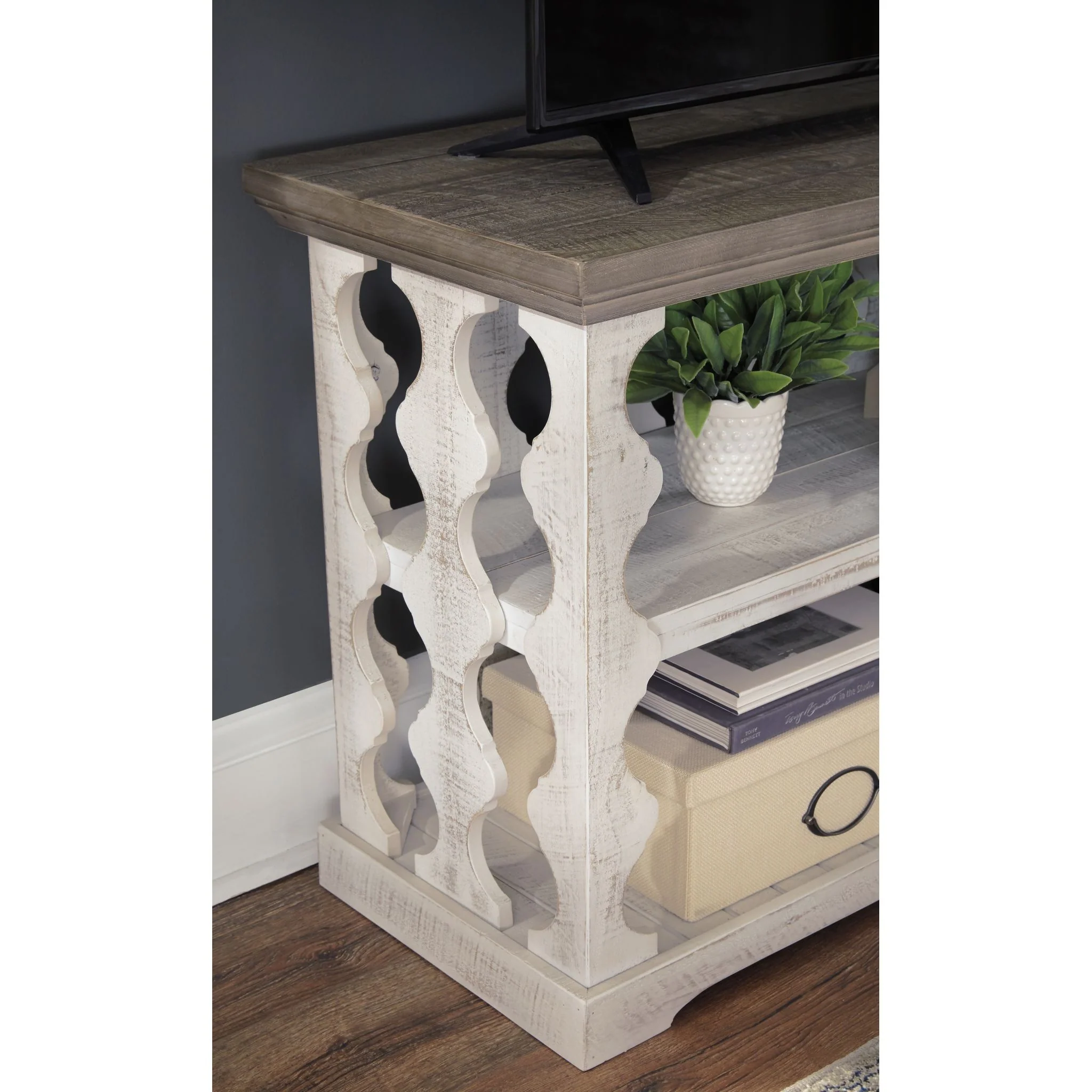 Havalance Sofa Table - Image 6