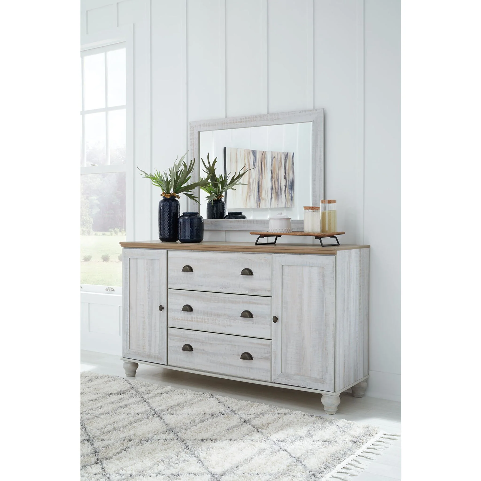 Haven Bay 5 Piece Queen Panel Bedroom - Image 3