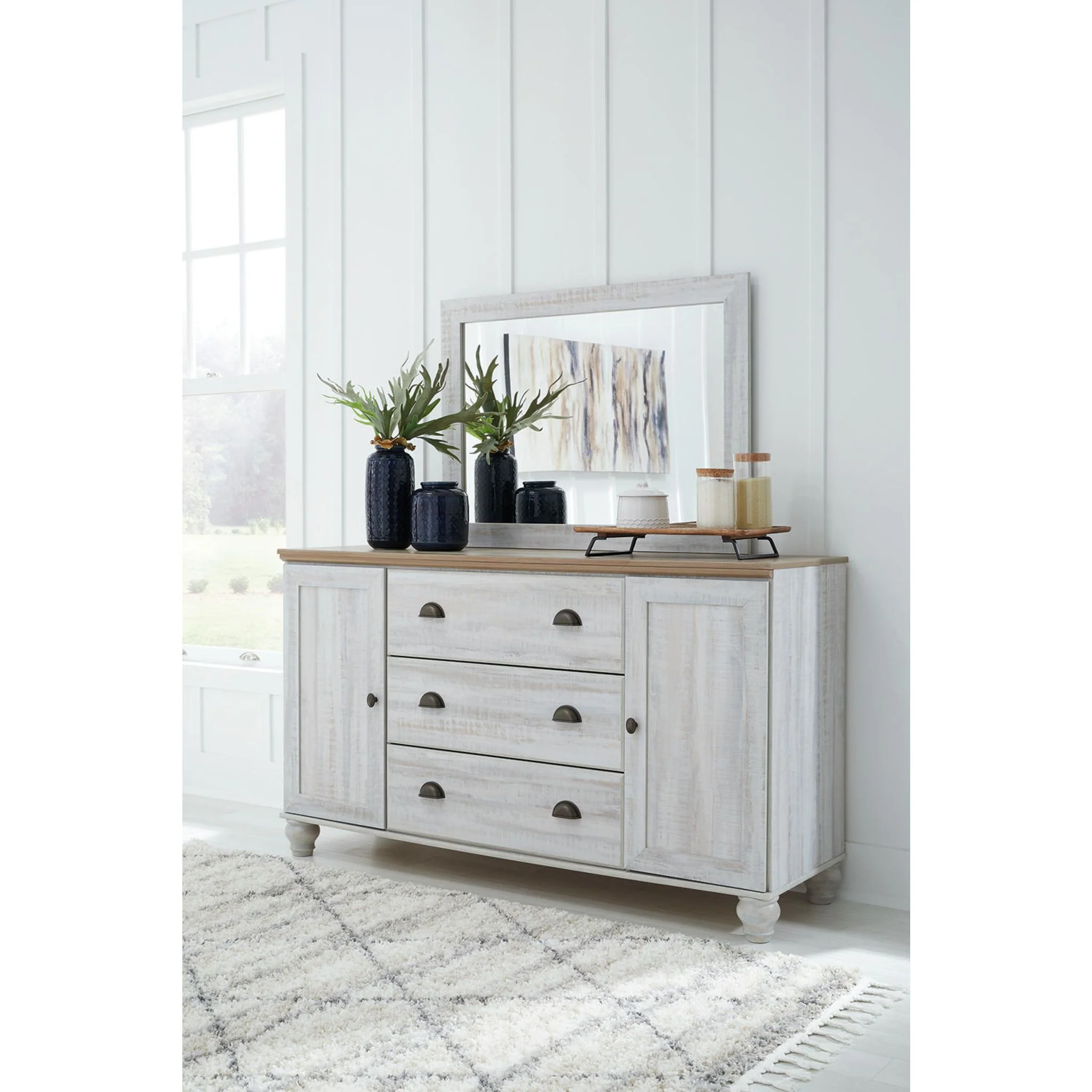 Haven Bay 5 Piece Queen Panel Bedroom - Image 5