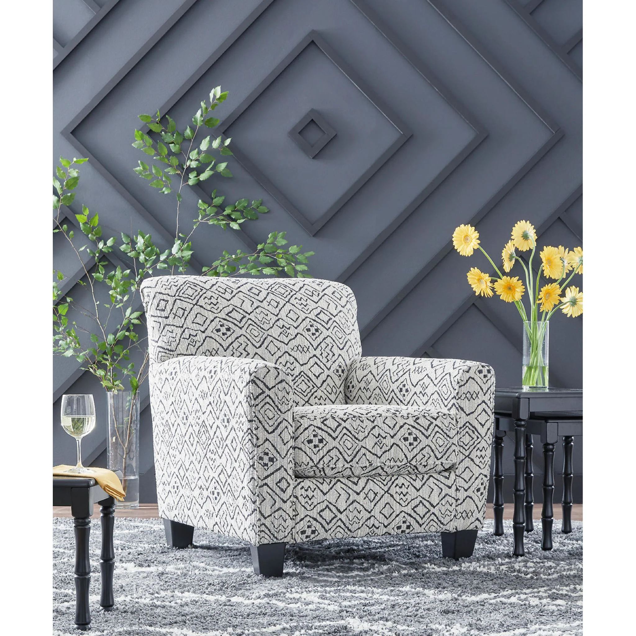 Hayesdale Accent Chair - Image 2