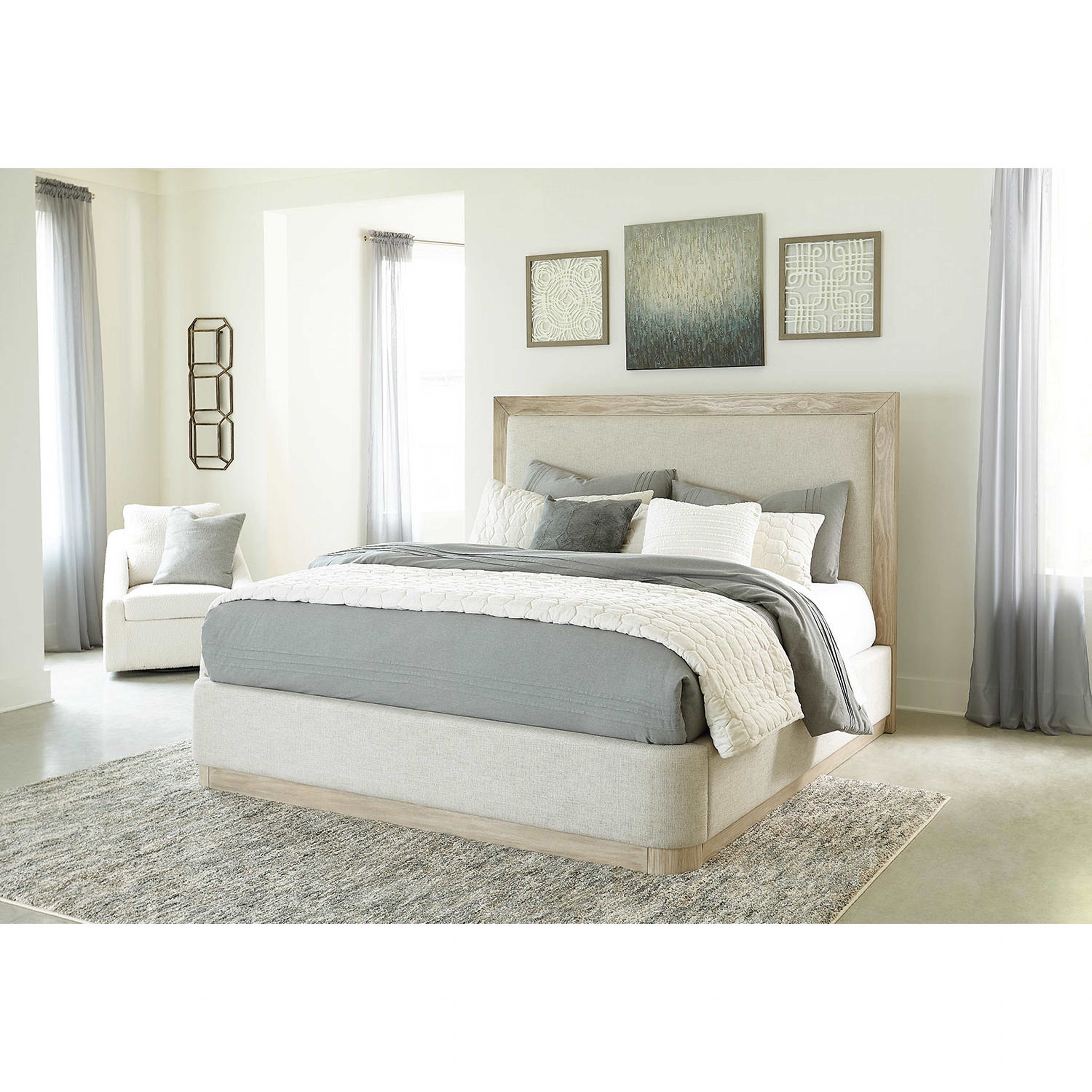 Hennington-Exclusive 5 Piece Panel Bedroom - Image 11