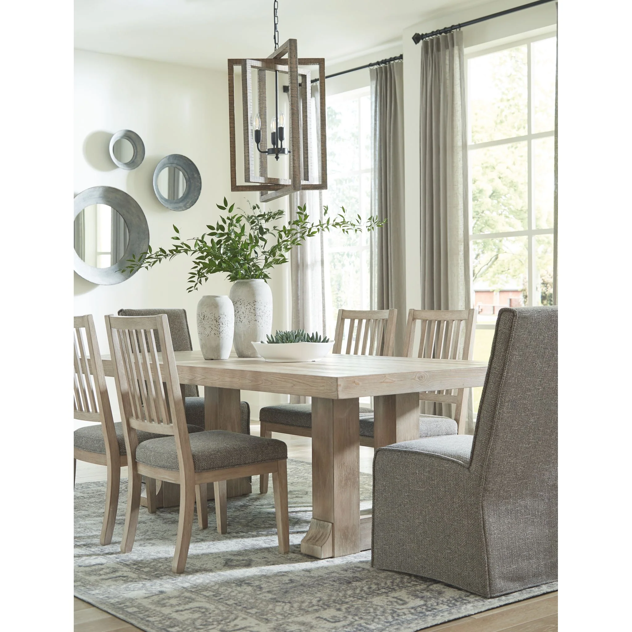 Hennington-EXCLUSIVE Dining Table - Image 4