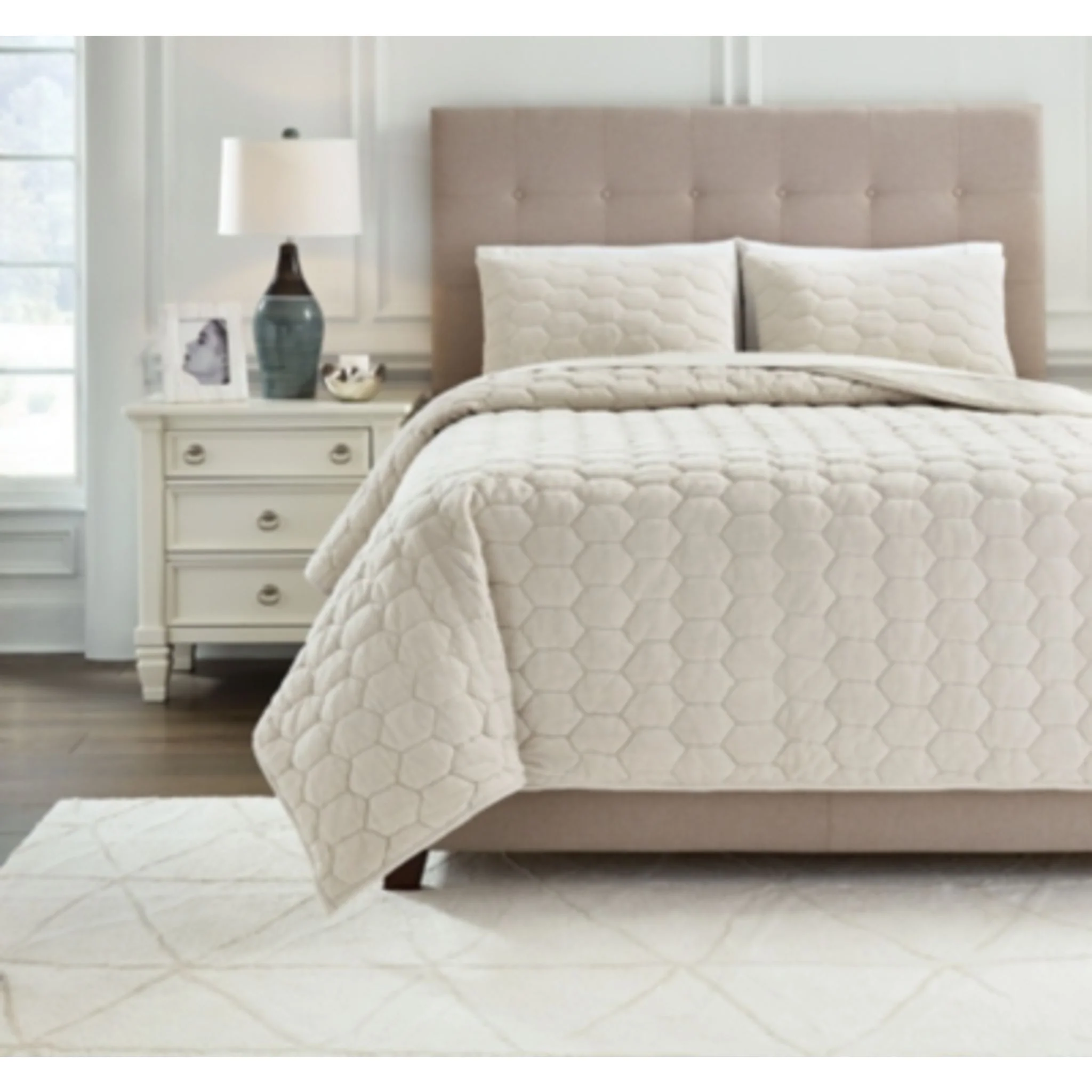 Hesper Queen Coverlet Set - Image 2