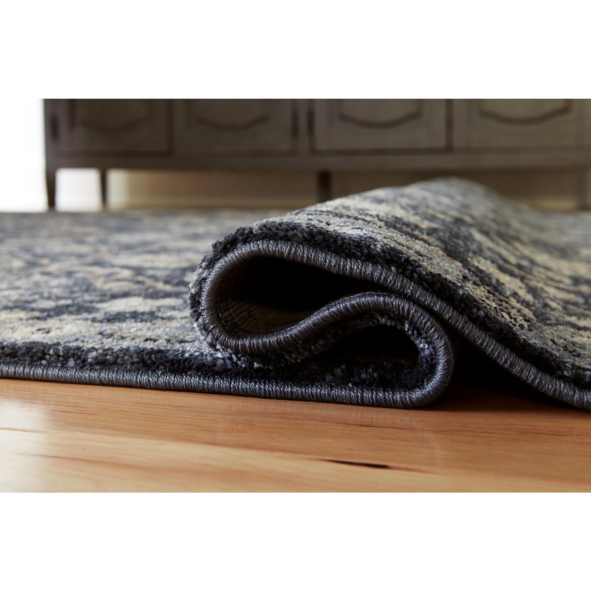 Hilcott Area Rug - Image 4