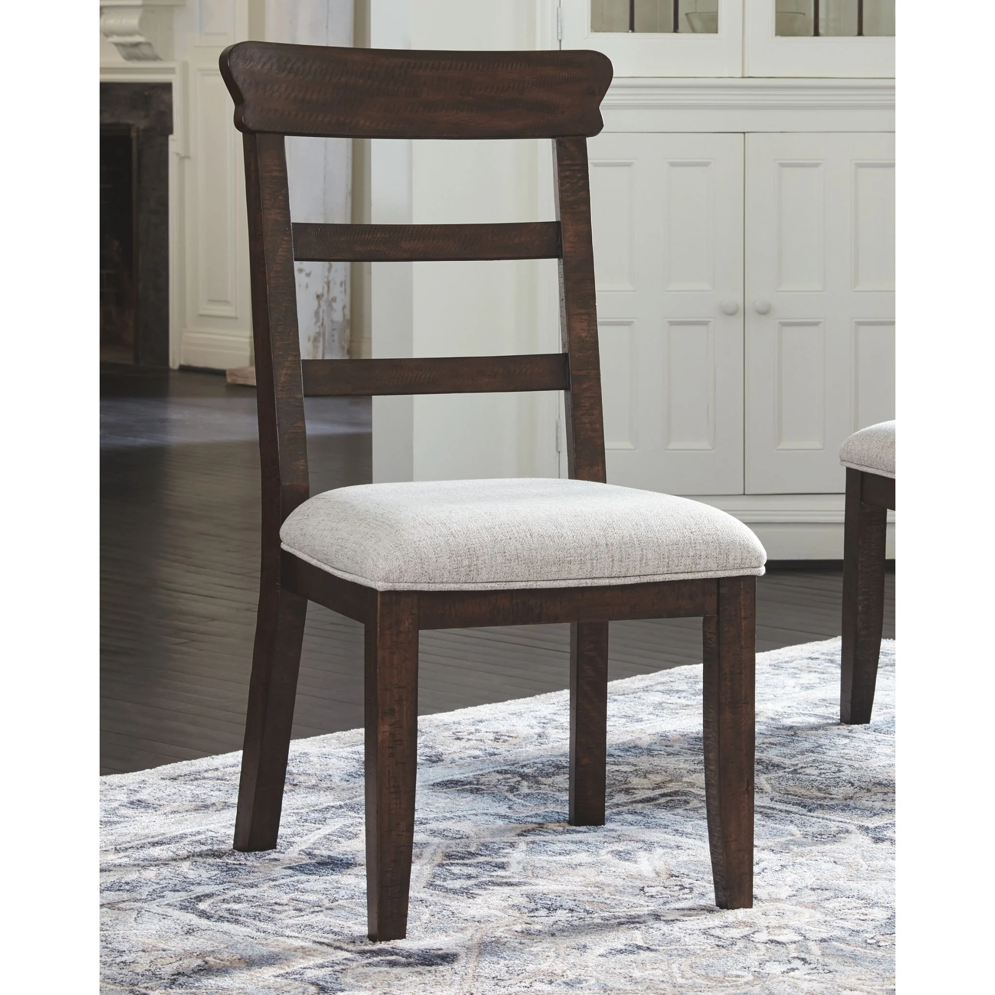 Hillcott-Exclusive Side Chair - Image 3