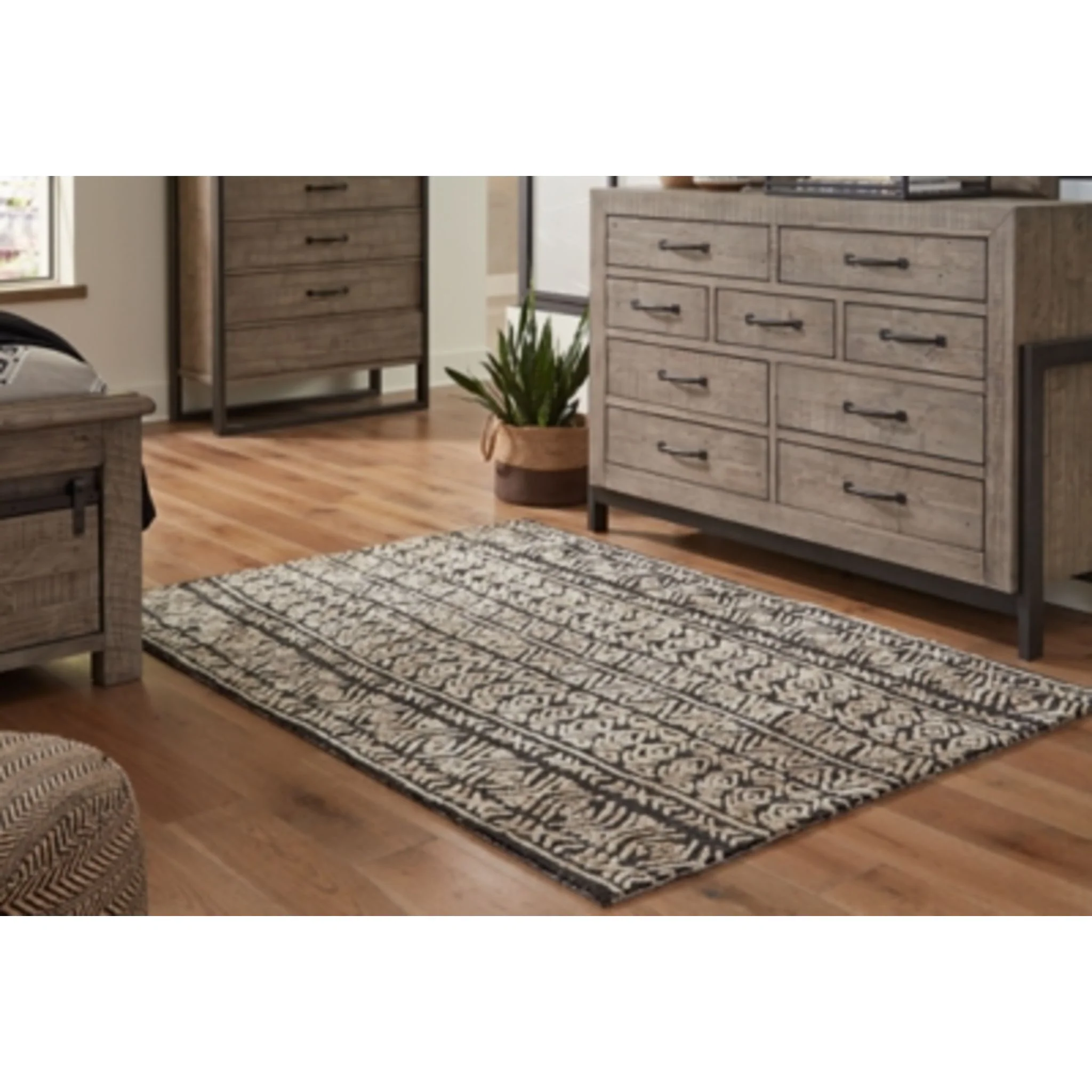 Holdner Area Rug - Image 2