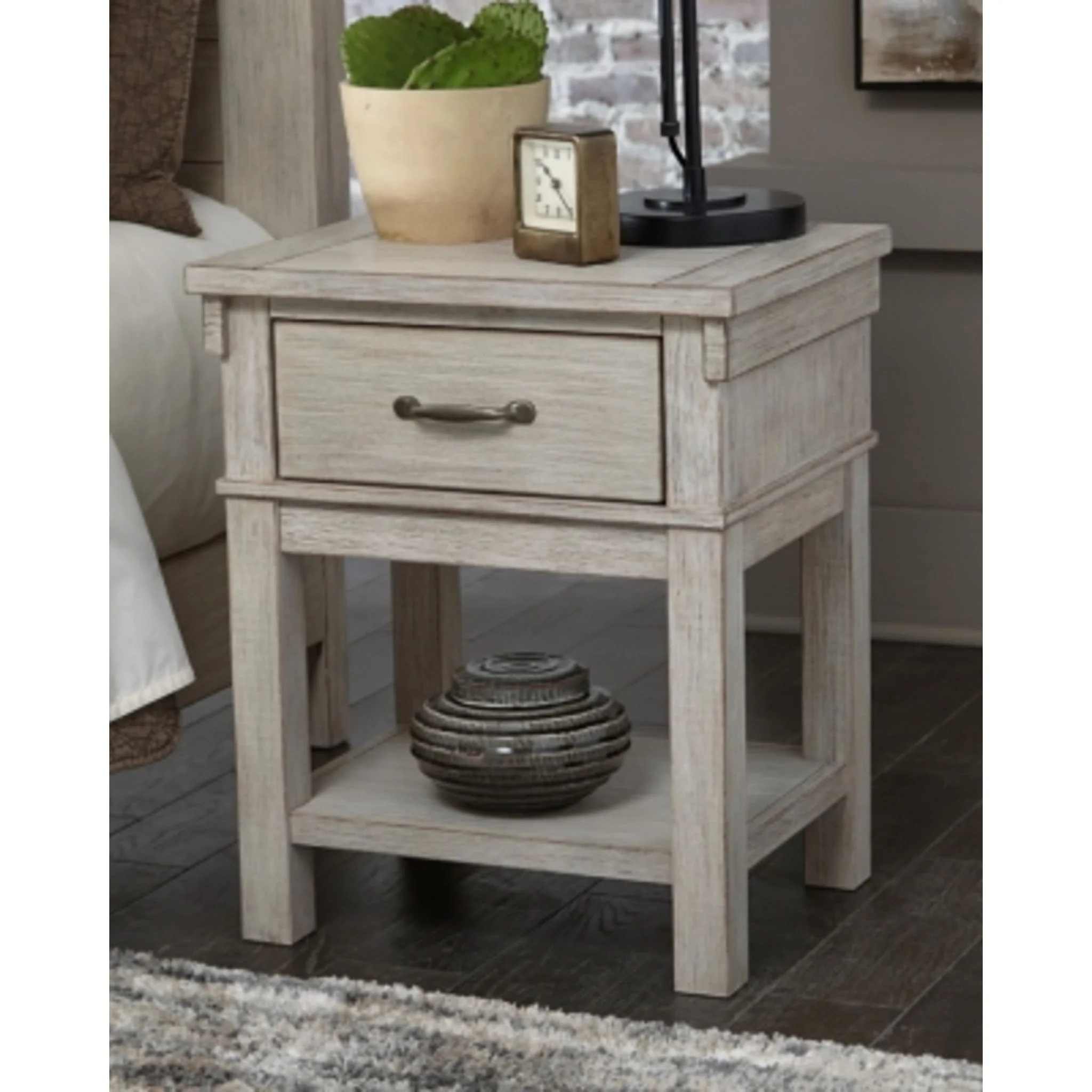 Hollentown One Drawer Nightstand - Image 9