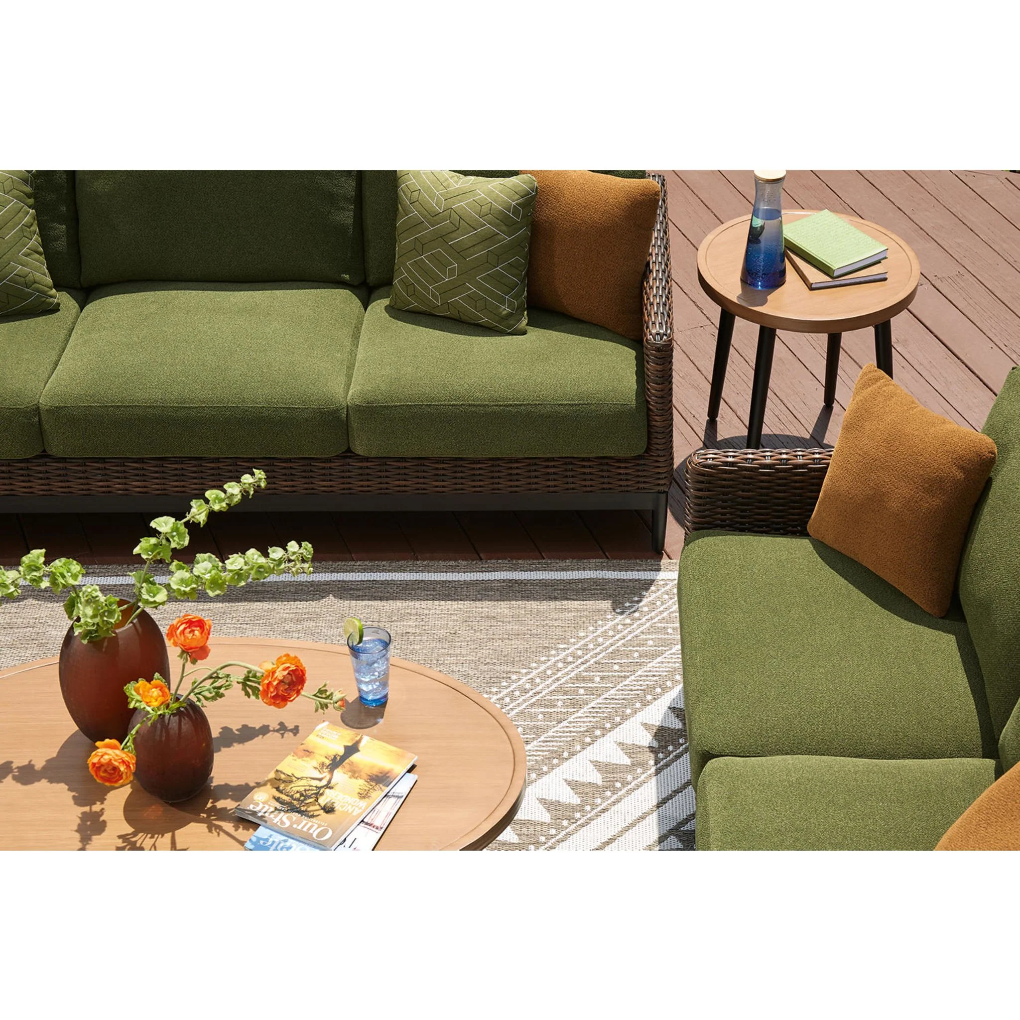 Horizon Hall Outdoor Sofa with Cushion - Image 10
