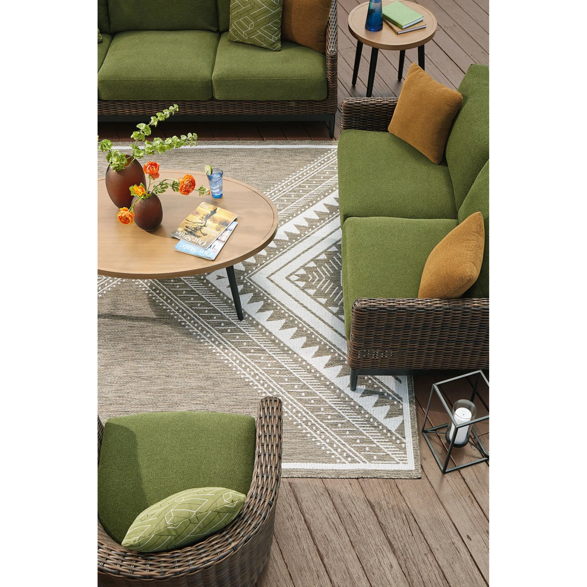 Horizon Hall Outdoor Swivel Lounge Chair with Cushion - Image 8