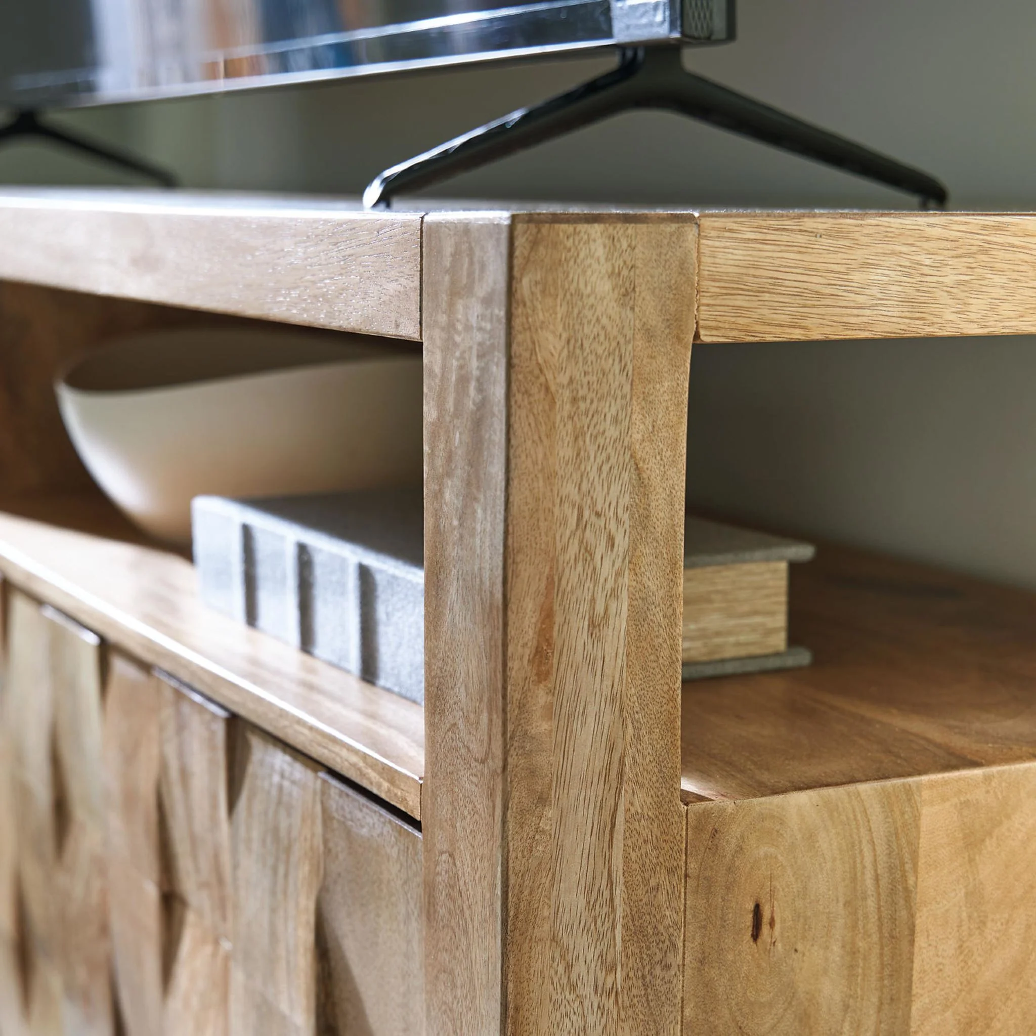 Hudwick Accent Cabinet - Image 4