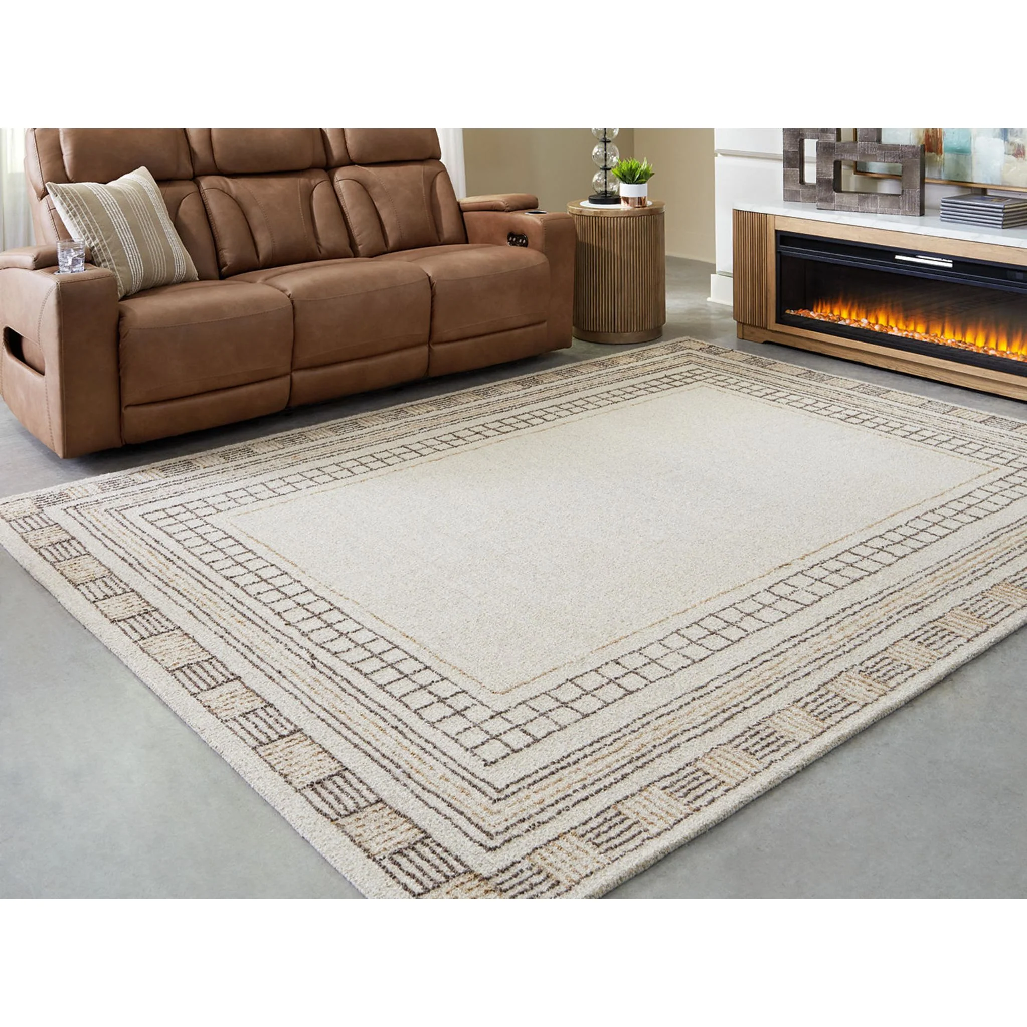Idaman Area Rug - Image 10