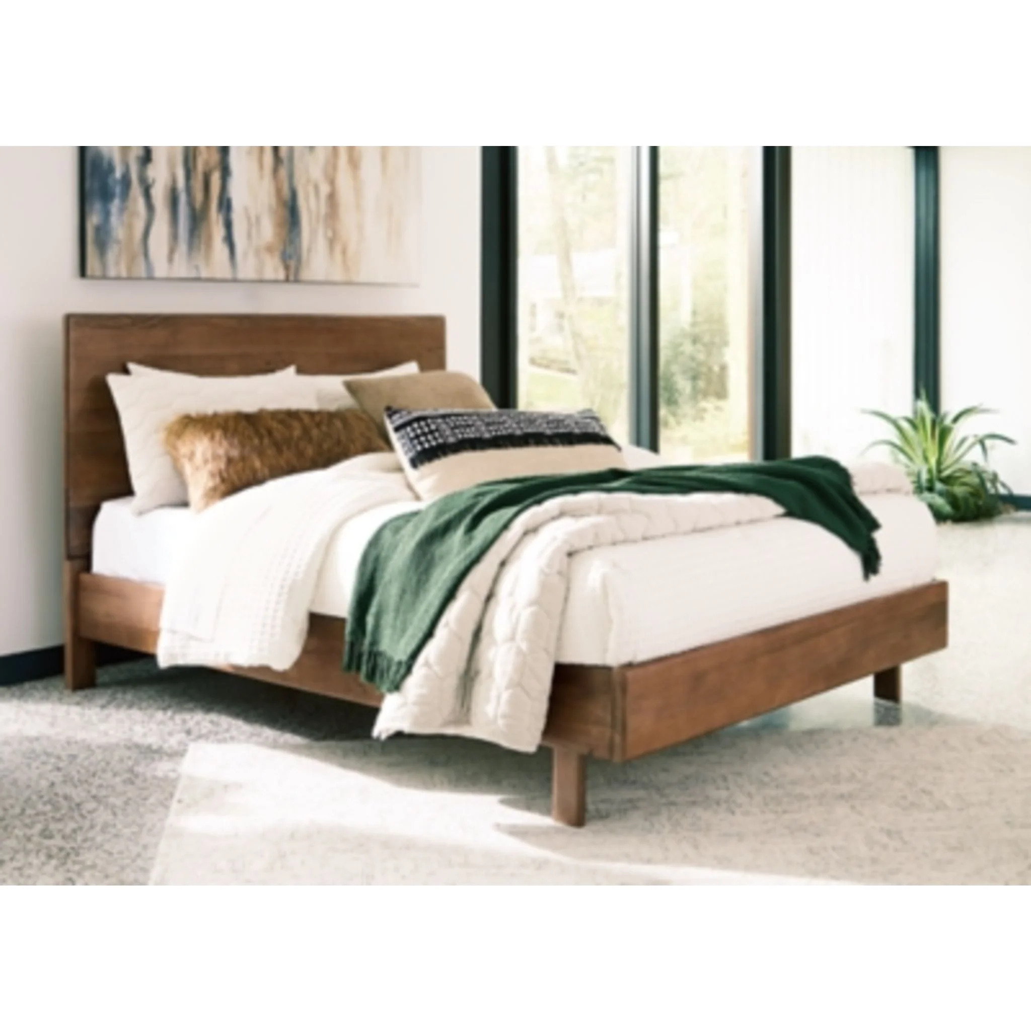 Isanti-Exclusive 5 Piece Platform Bedroom - Image 4