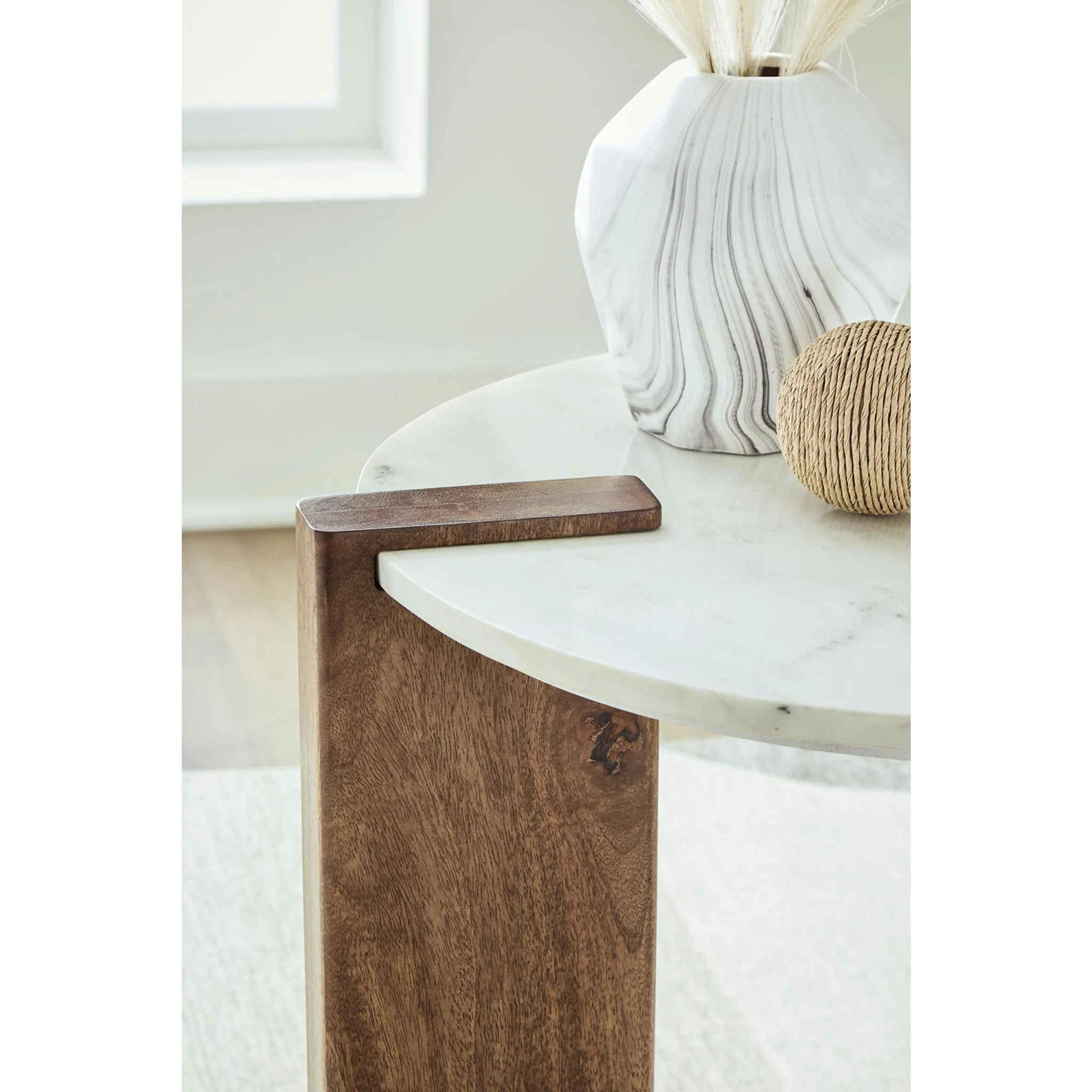 Isanti End Table - Image 4
