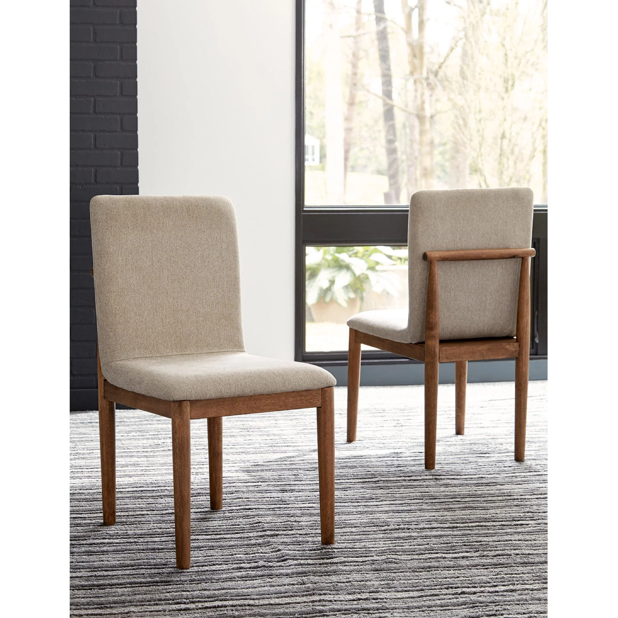 Isanti-Exclusive Dining Set - Image 13