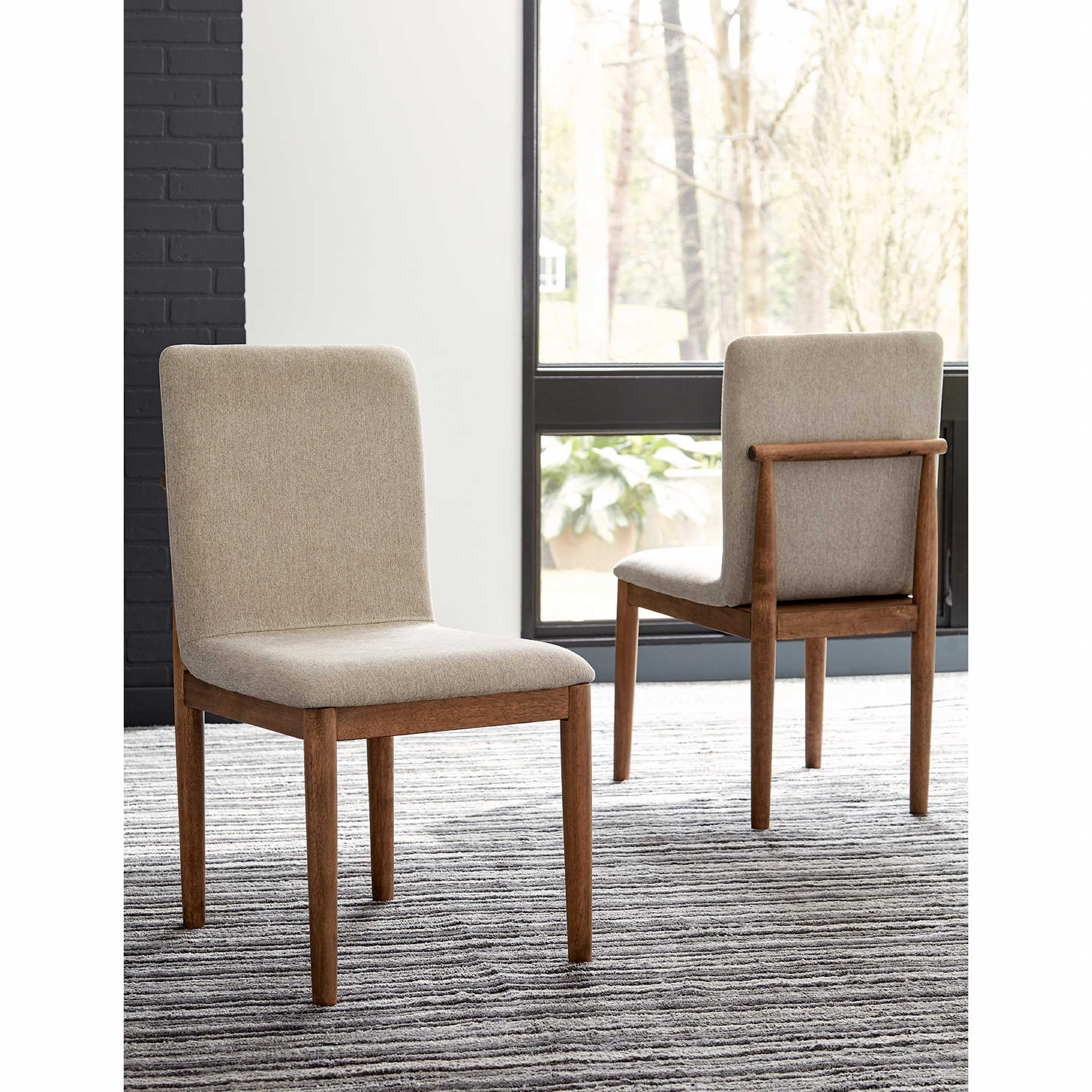 Isanti-Exclusive Dining Set - Image 55