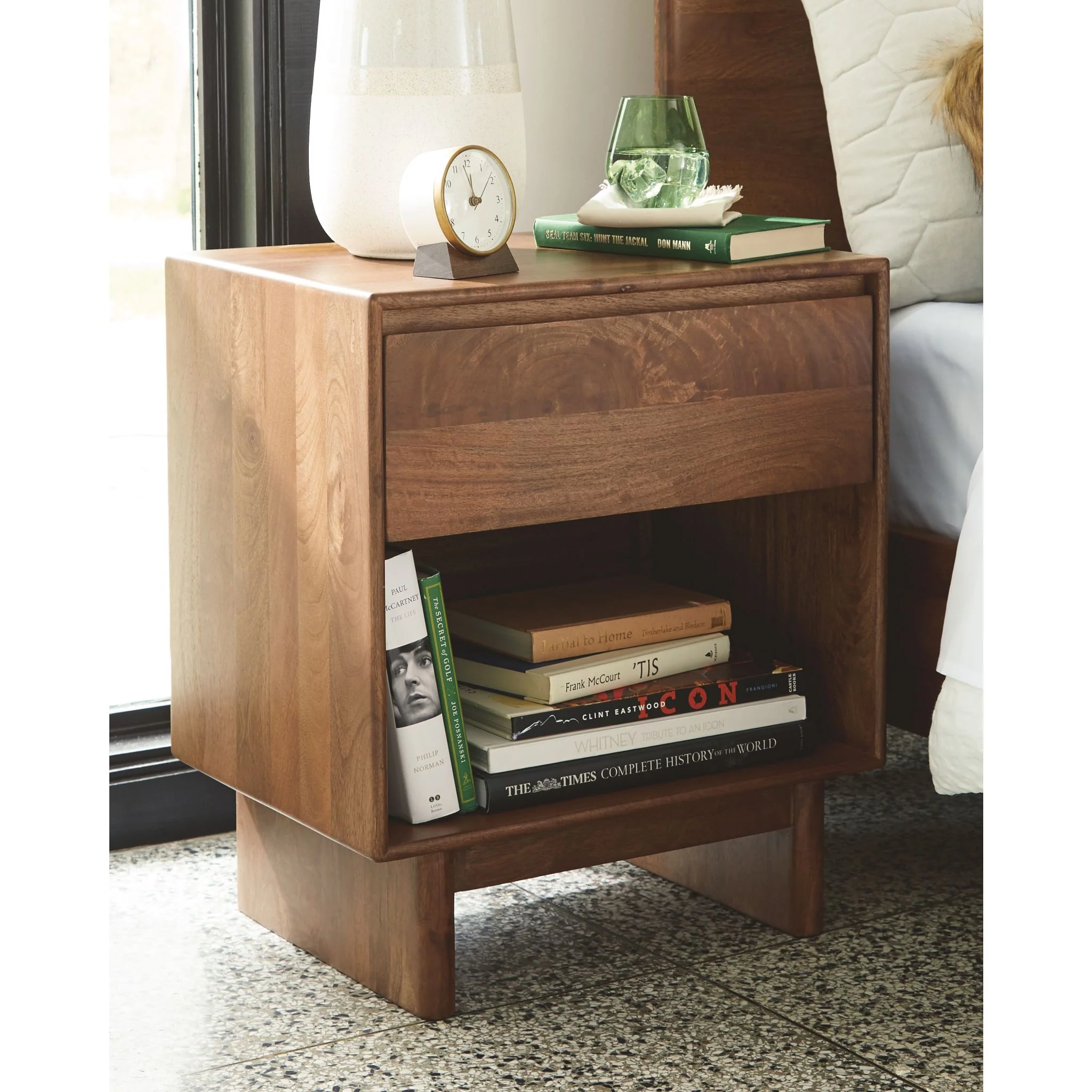 Isanti-Exclusive Nightstand - Image 2